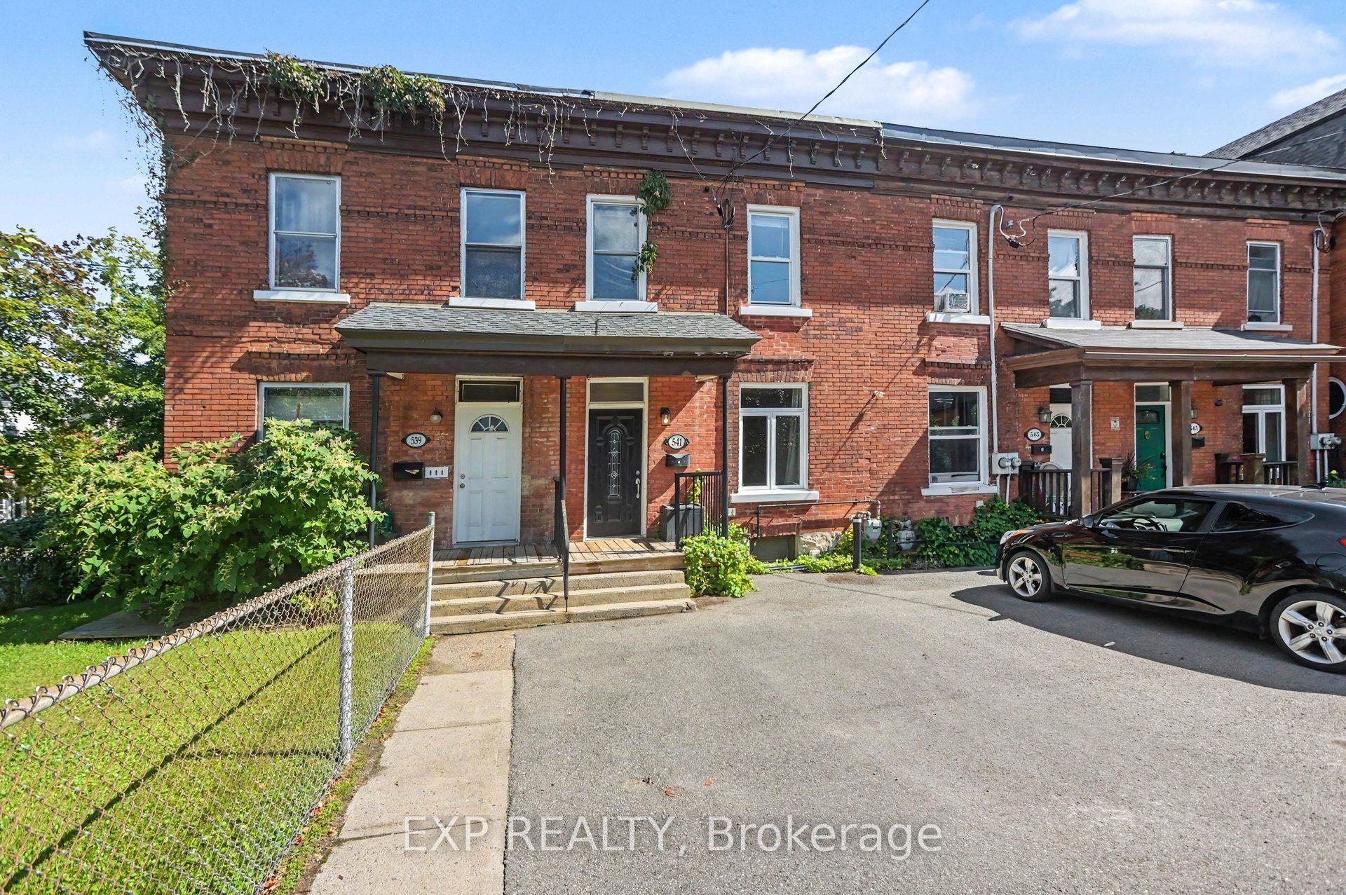 541 Bay Street, Ottawa Centre, ON K1R 6B6 photo 3