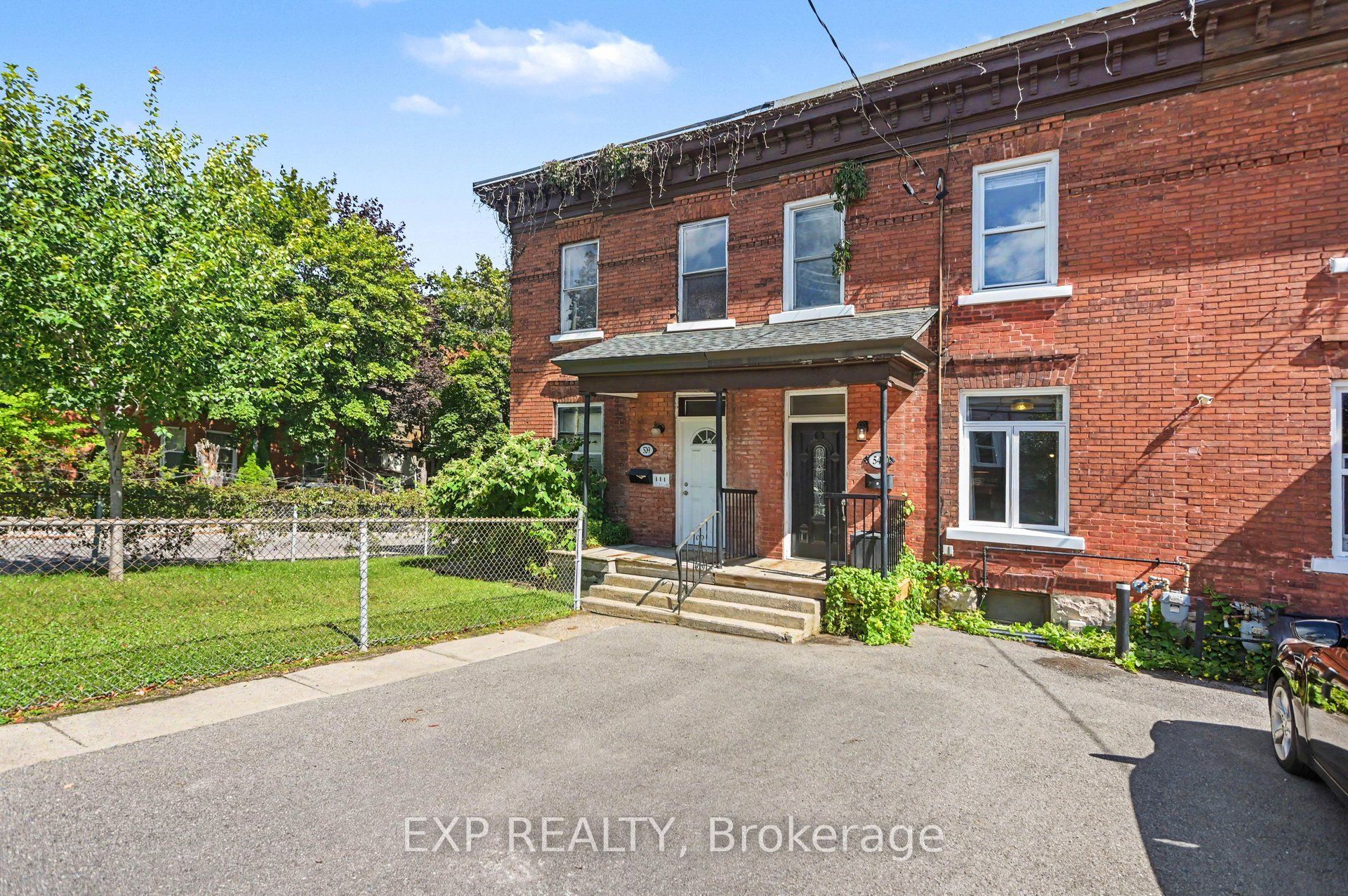 541 Bay Street, Ottawa Centre, ON K1R 6B6 photo 4