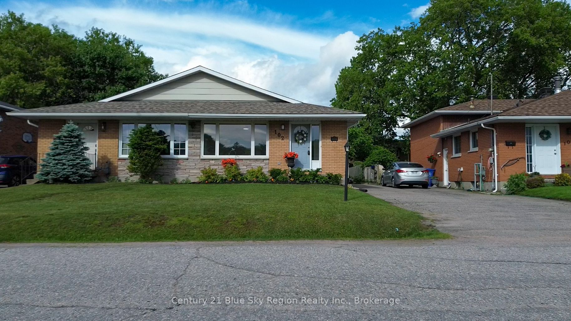 102 Lee Avenue, North Bay, ON P1A 2J9
