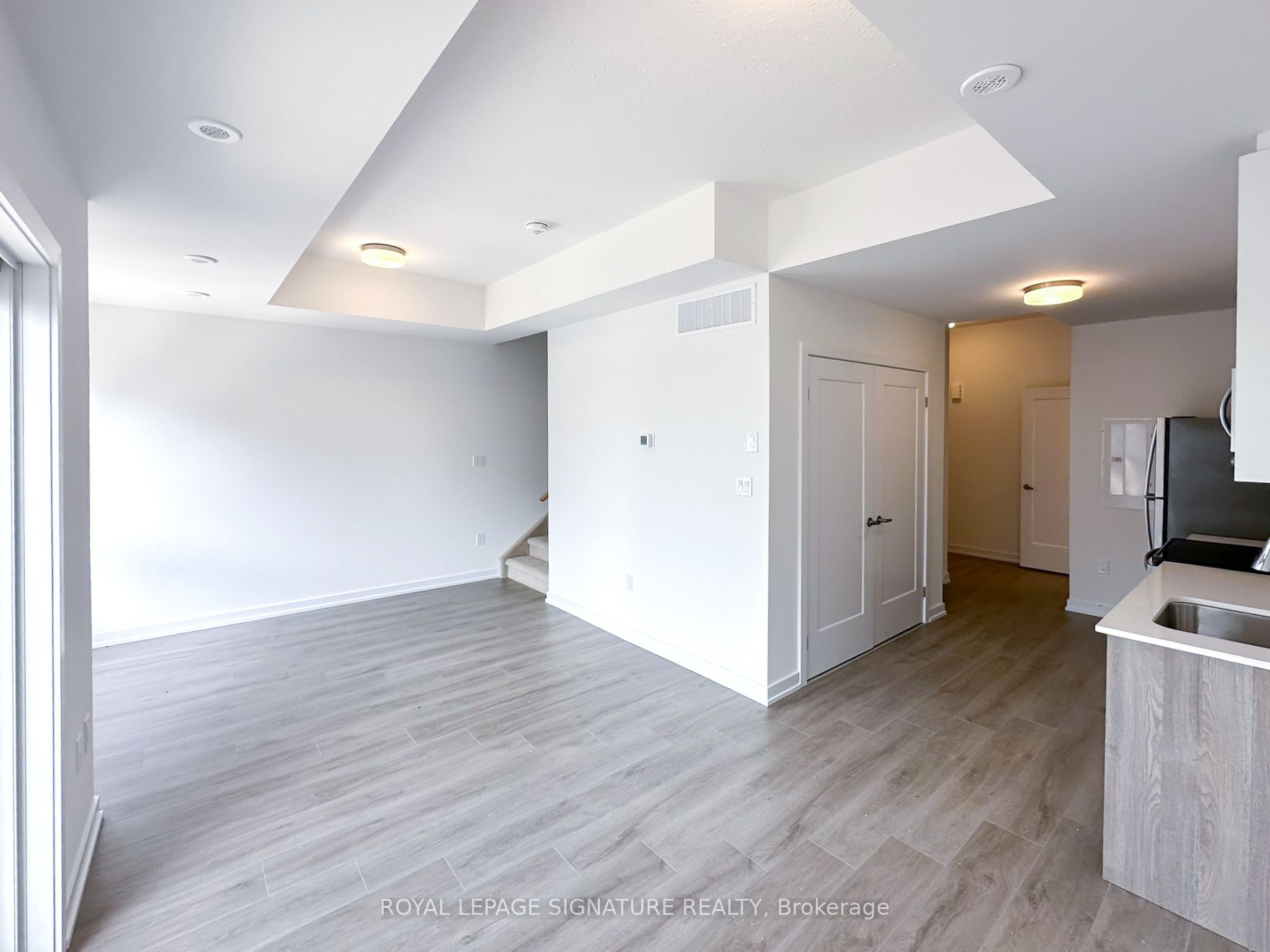 40 Palace Street L6, Kitchener, ON N2E 0L2 photo 4