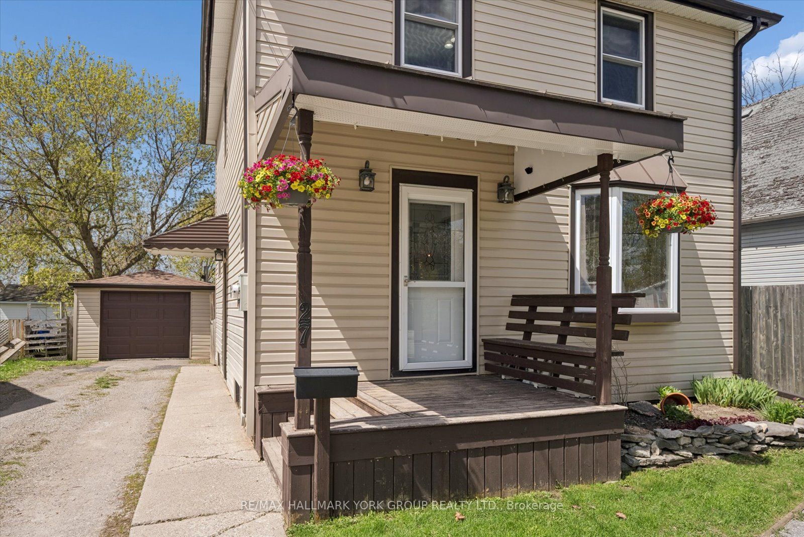 27 St Paul Street, Kawartha Lakes, ON K9V 1S3 photo 2