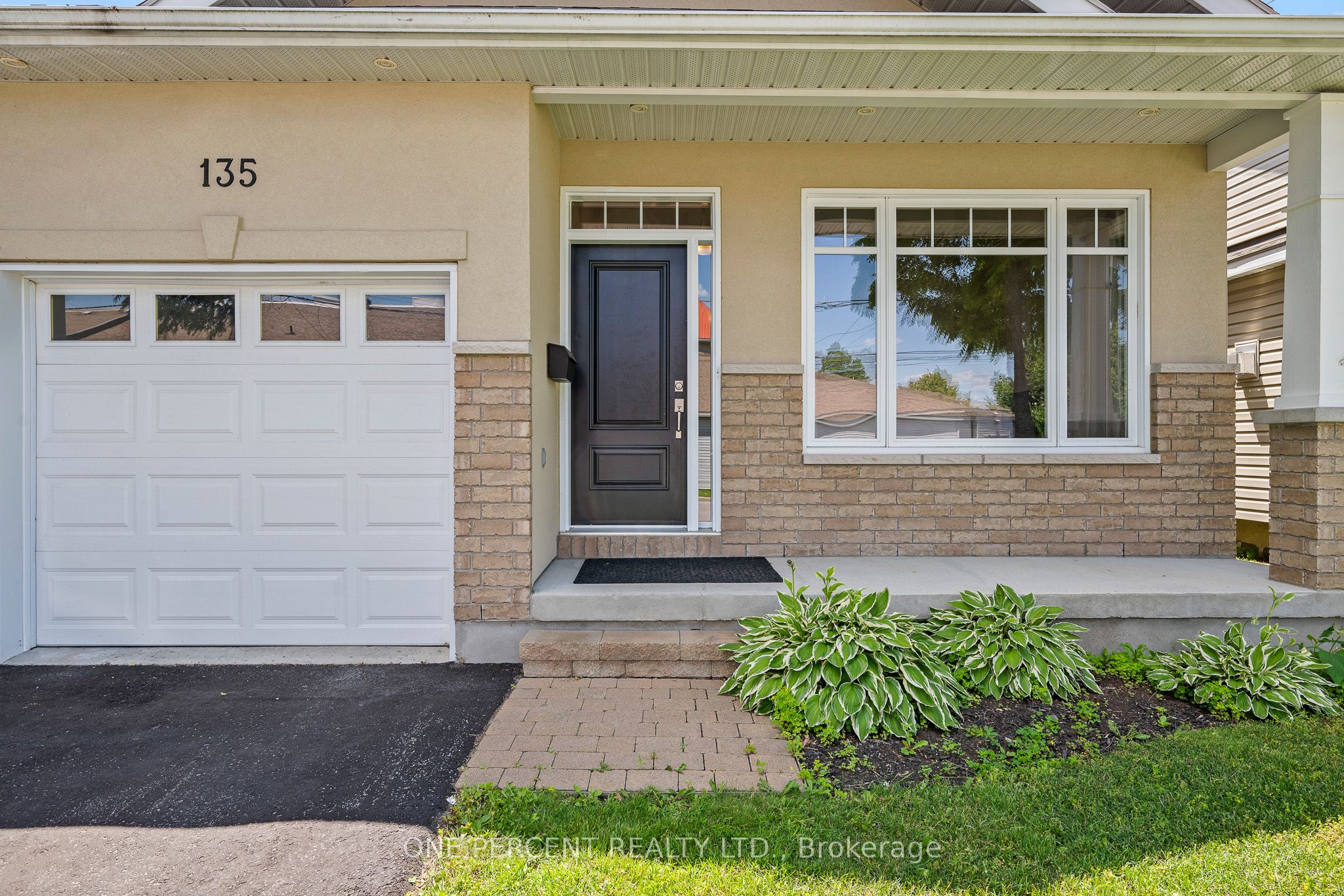 135 Elizabeth Street, Carleton Place, ON K7C 2V9 photo 3