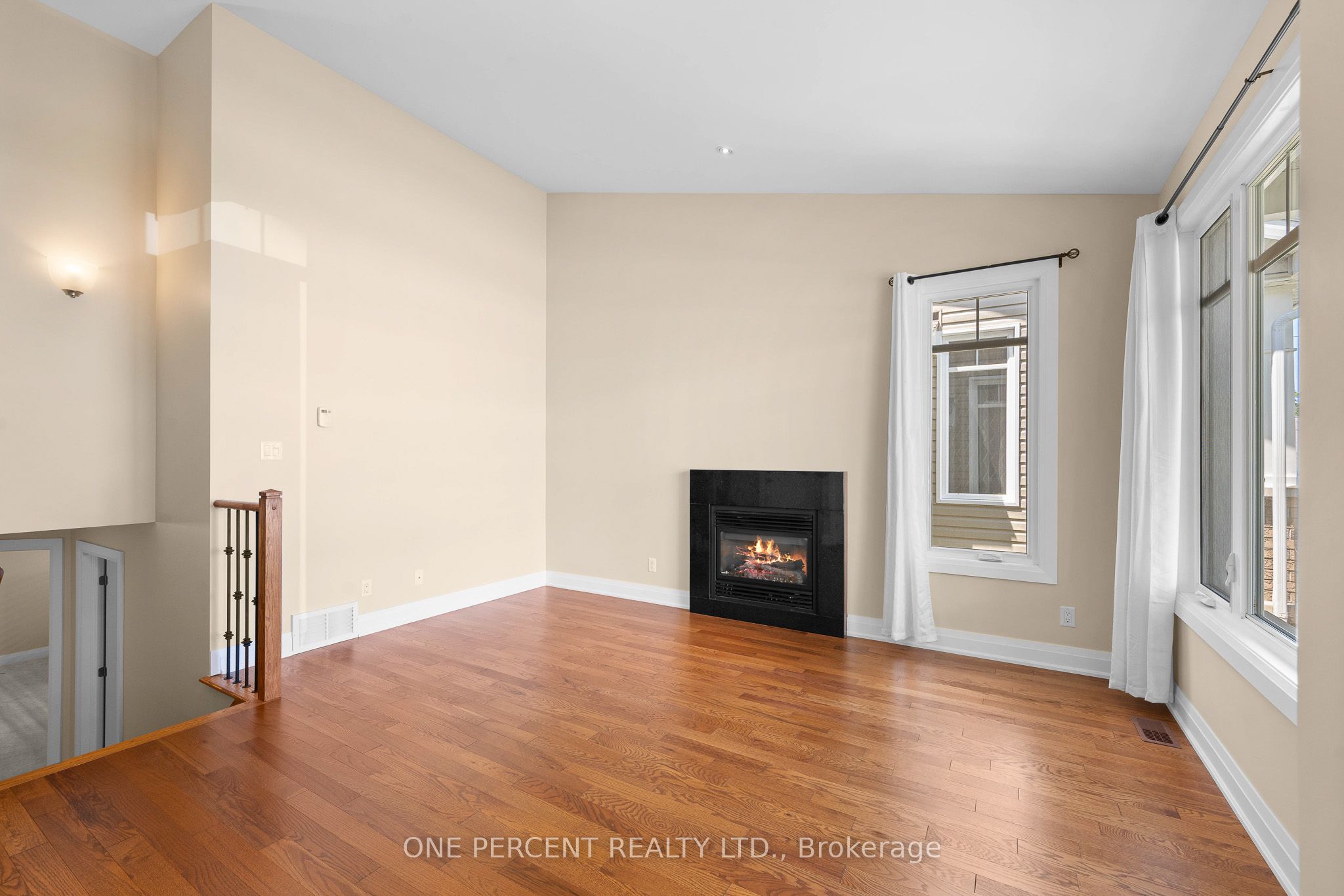 135 Elizabeth Street, Carleton Place, ON K7C 2V9 photo 5