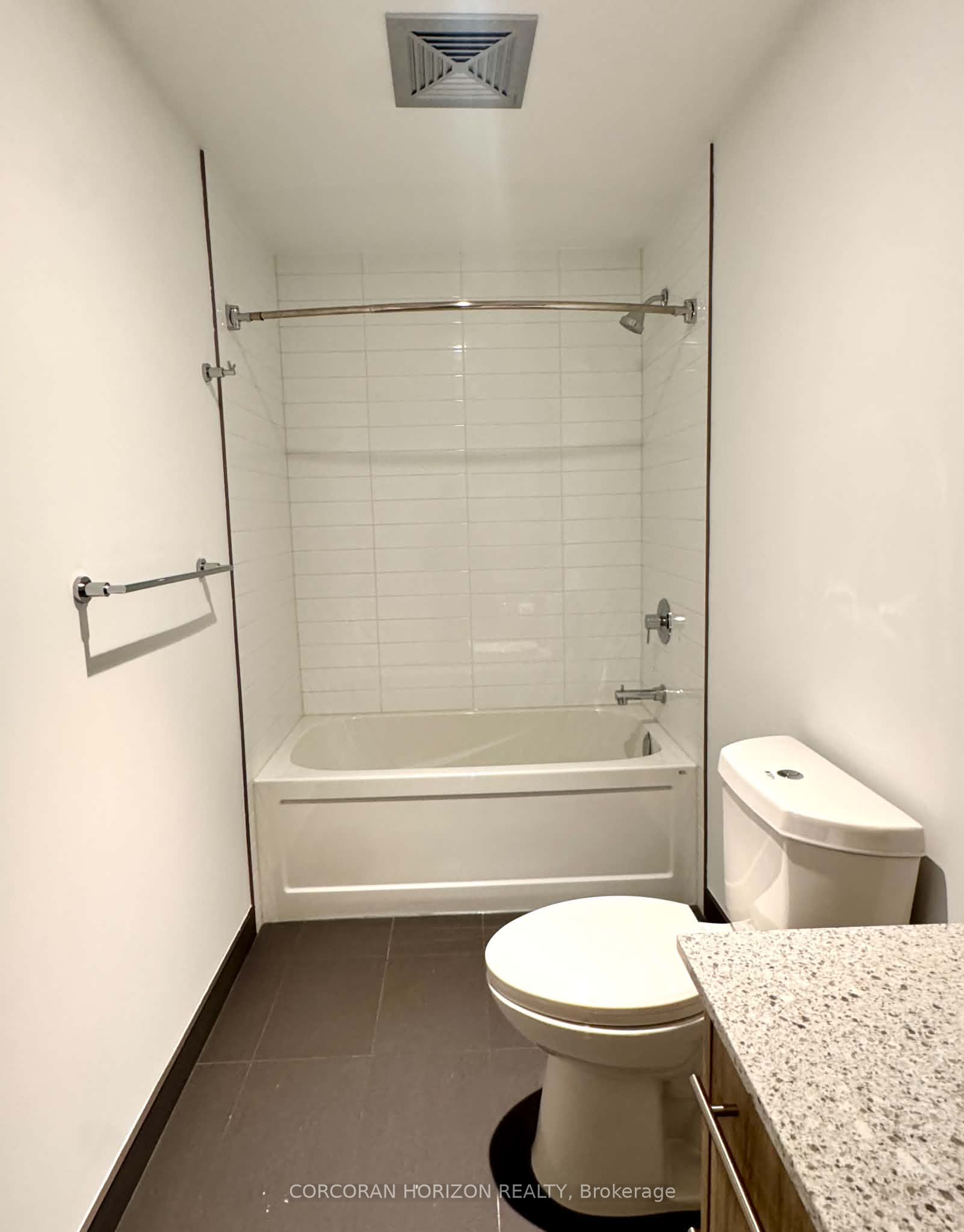 525 New Dundee Road 307, Kitchener, ON N2P 2L1 photo 4