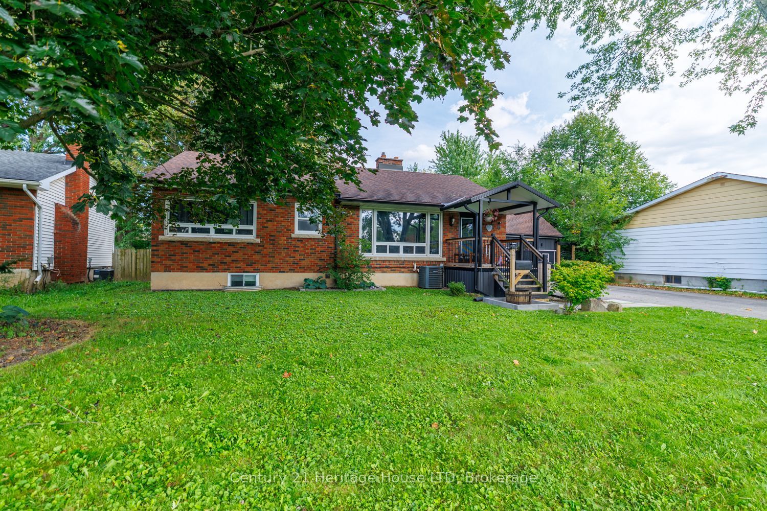 6 Greenock Circle, St. Catharines, ON L2S 1B4 photo 3