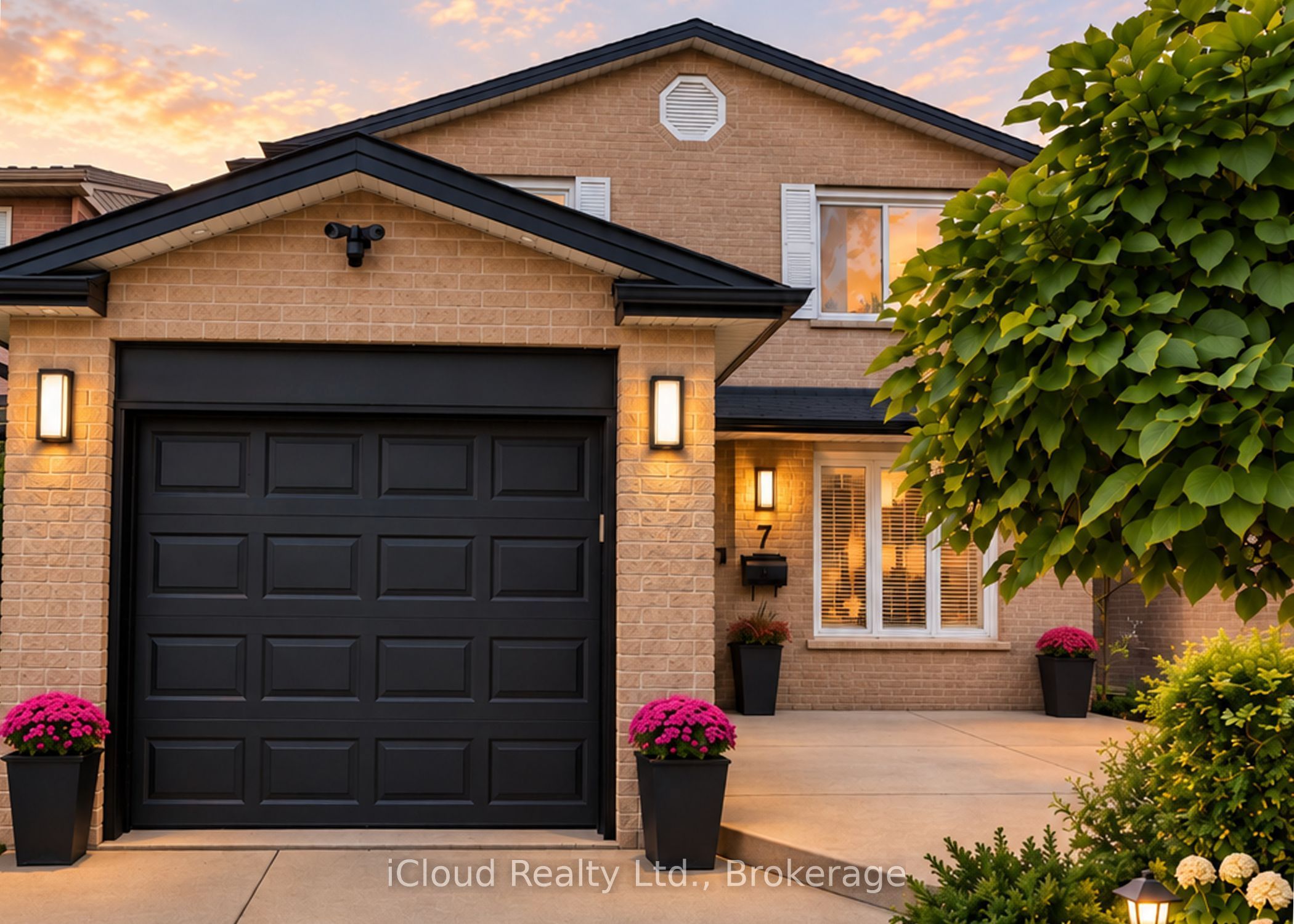 7 Drakes Drive, Hamilton, ON L8E 4G4 photo 2
