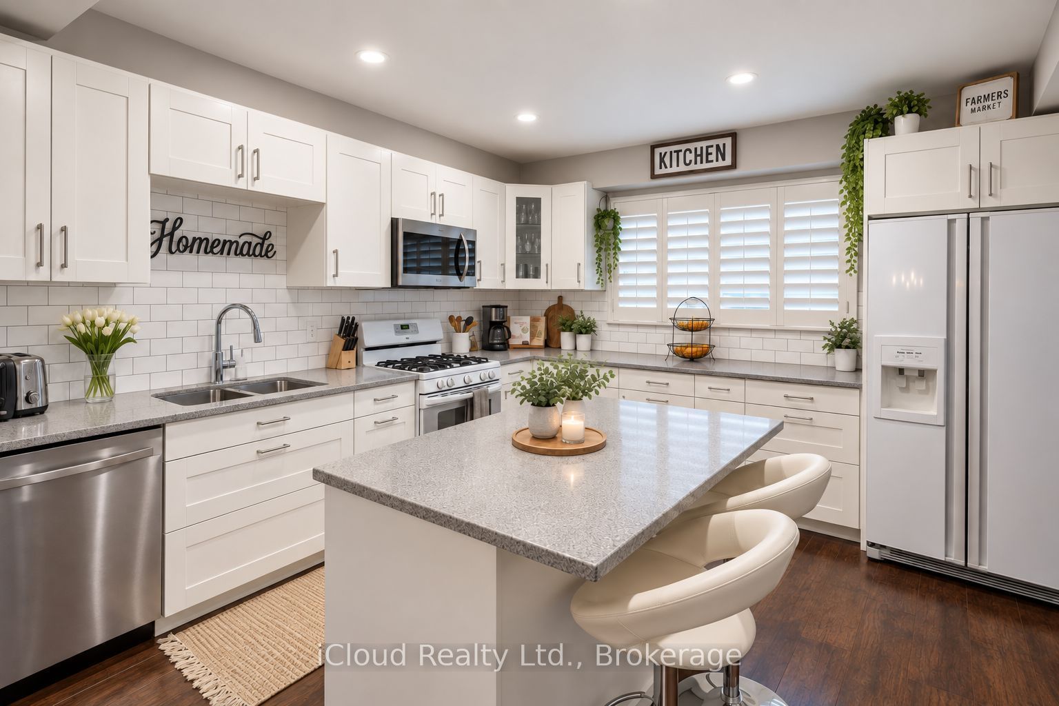 7 Drakes Drive, Hamilton, ON L8E 4G4 photo 3
