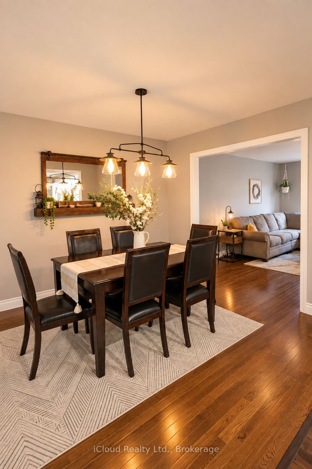 7 Drakes Drive, Hamilton, ON L8E 4G4 photo 5