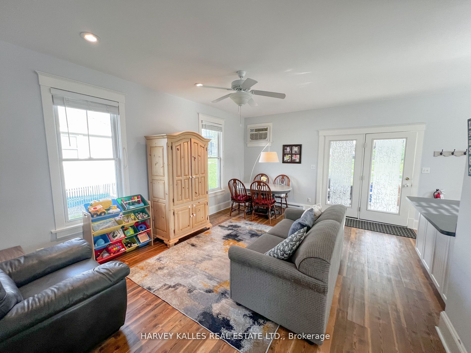 24 Butternut Lane, Prince Edward County, ON K0K 1P0 photo 4