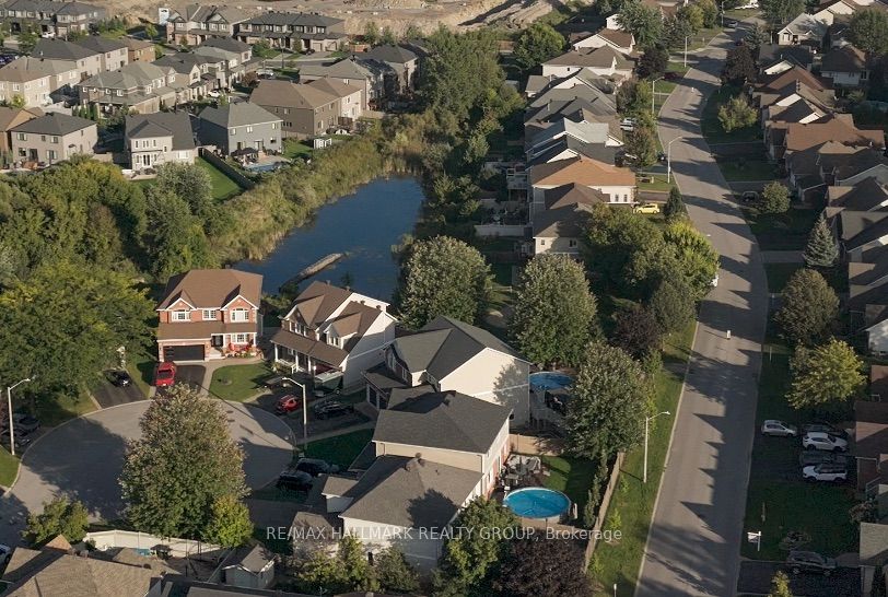 95 Lloydalex Crescent, Stittsville - Munster - Richmond, ON K2S 2E8 photo 4