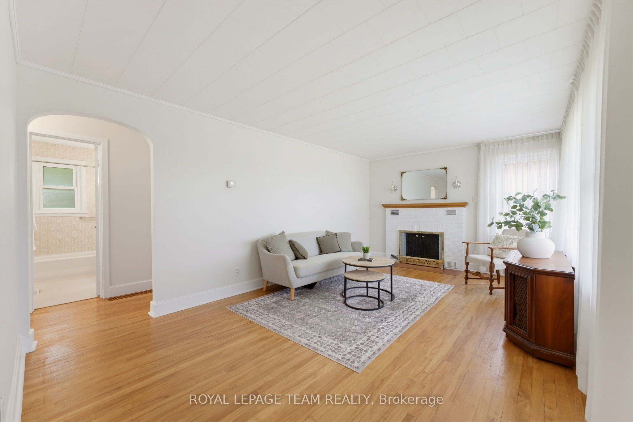 28 Catherine Street, Smiths Falls, ON K7A 4A2 photo 4
