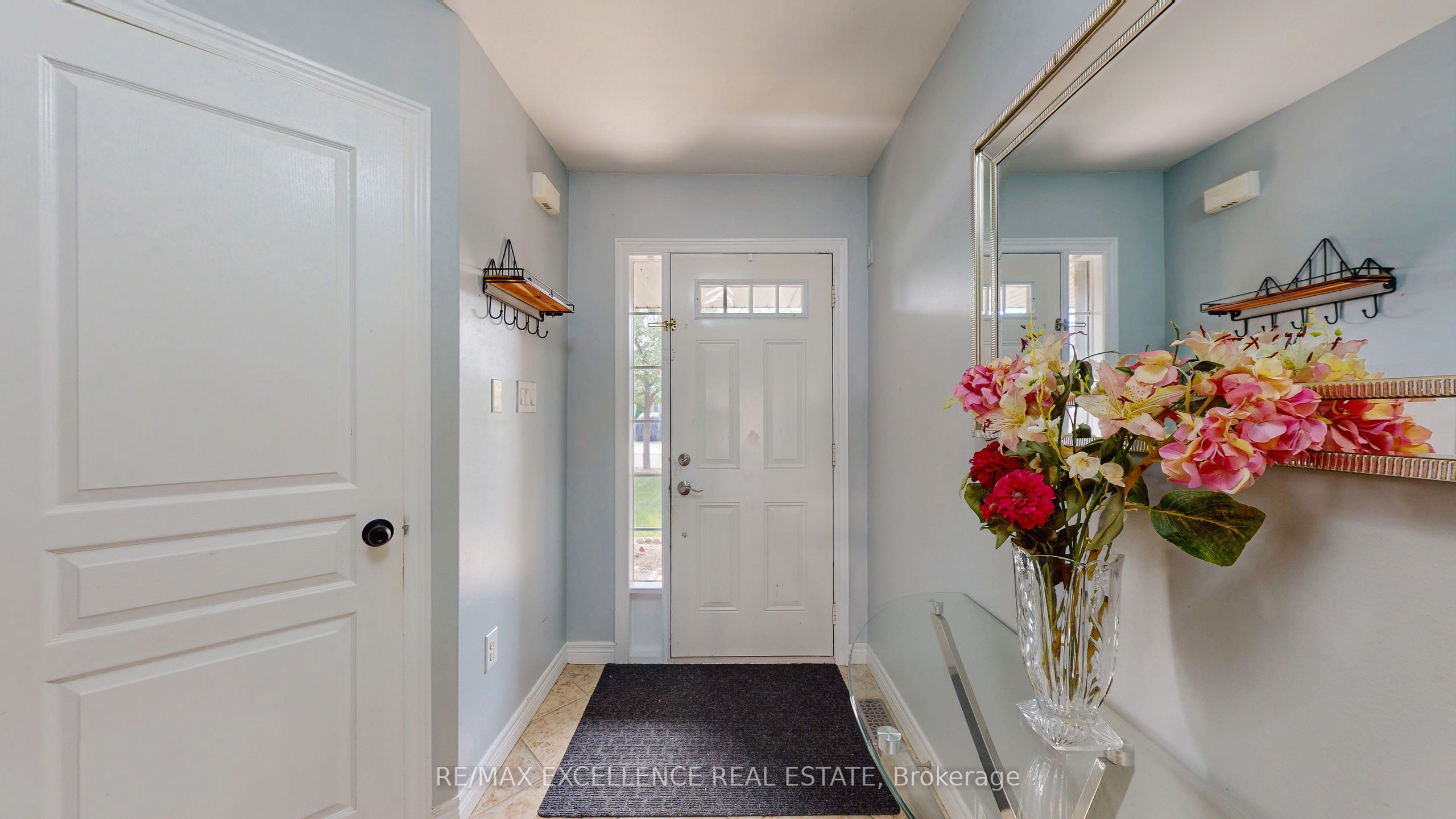 4875 Adam Court, Lincoln, ON L0R 1B3 photo 3