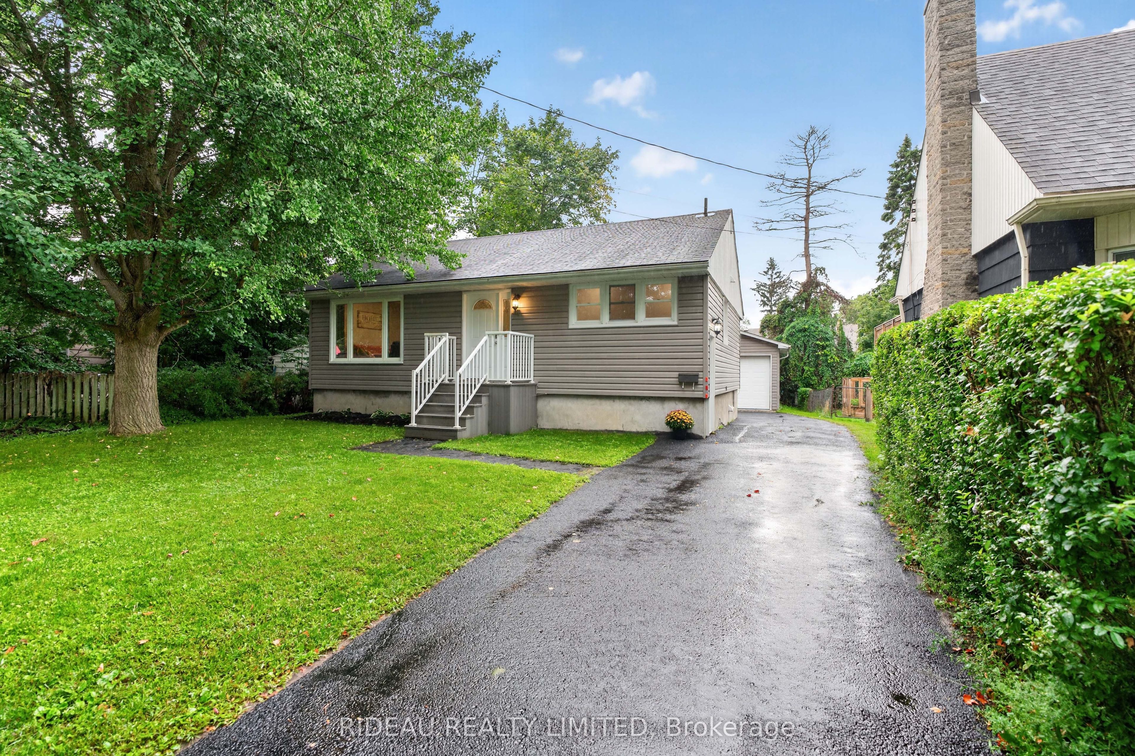 4 Otter Drive, Brockville, ON K6V 5R7 photo 2