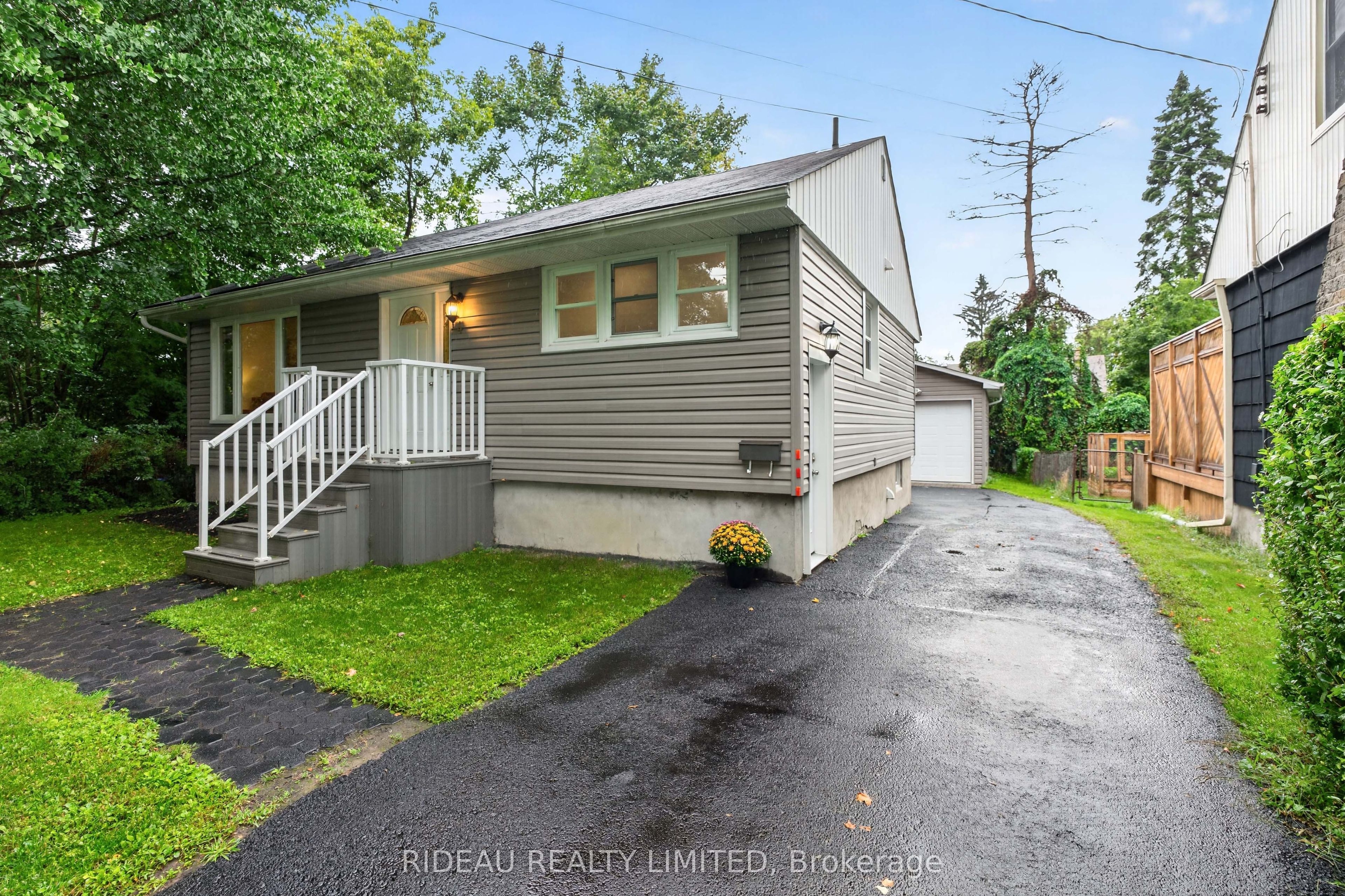 4 Otter Drive, Brockville, ON K6V 5R7 photo 3