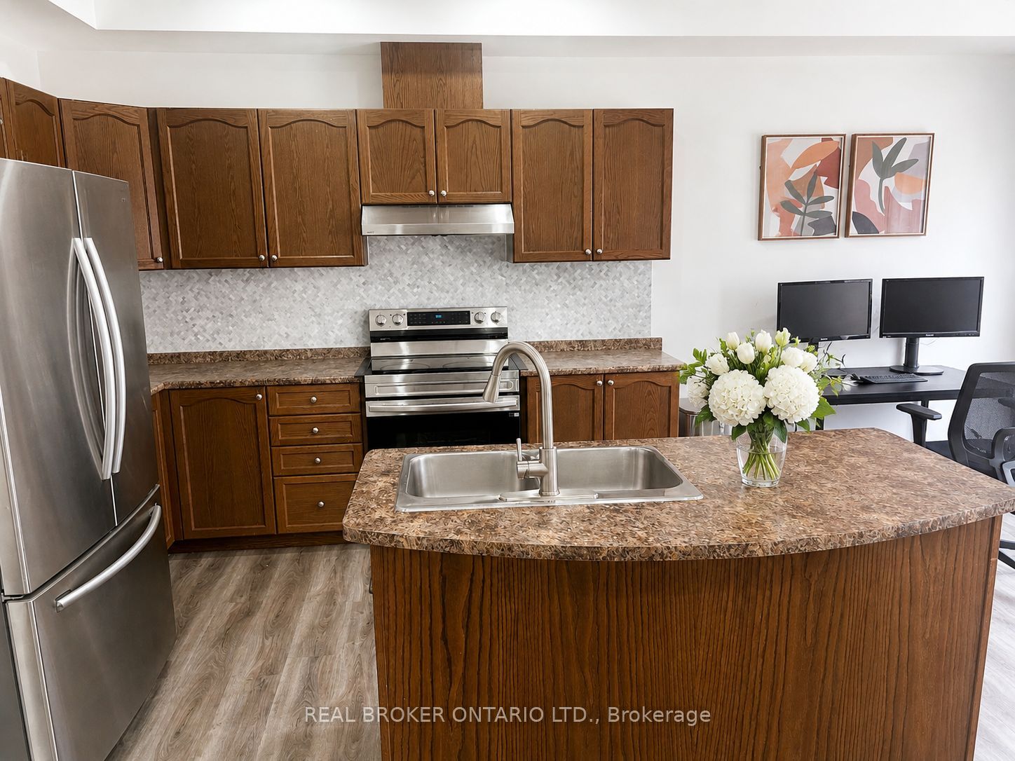 142 Palacebeach Trail, Hamilton, ON L8E 0C3 photo 4