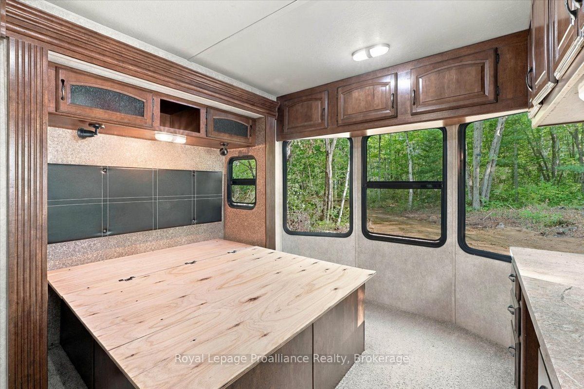 292 Hartin Road, Addington Highlands, ON K0H 2G0 photo 4