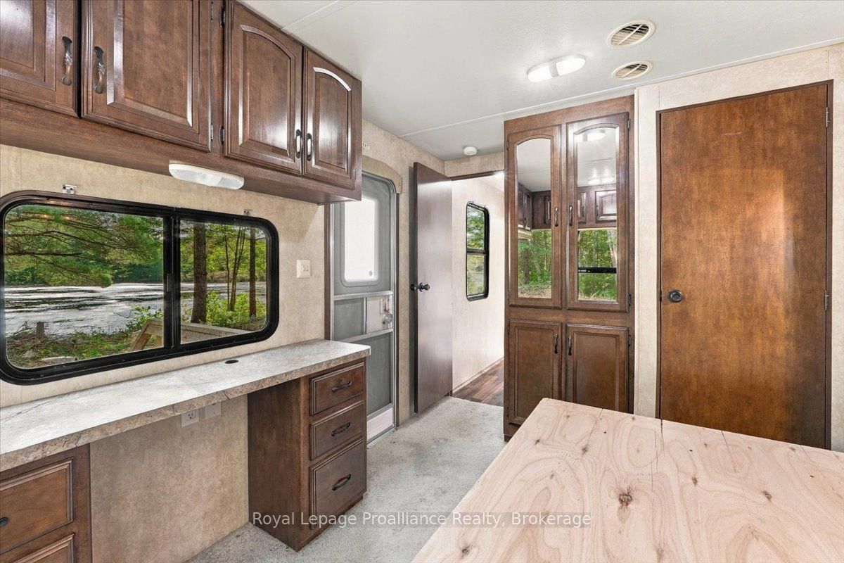 292 Hartin Road, Addington Highlands, ON K0H 2G0 photo 5