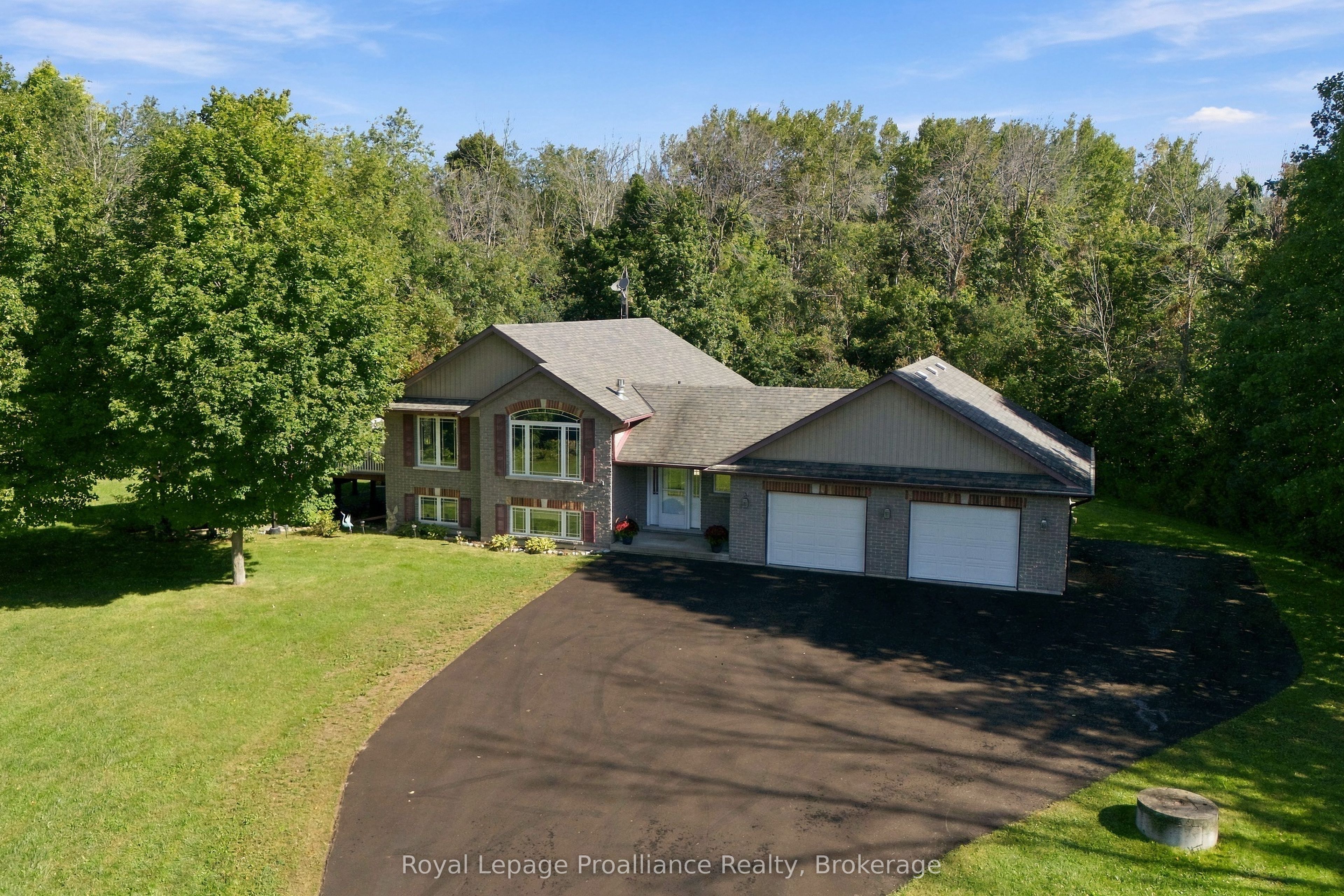 630 English Settlement Road, Quinte West, ON K8V 5P7 photo 2