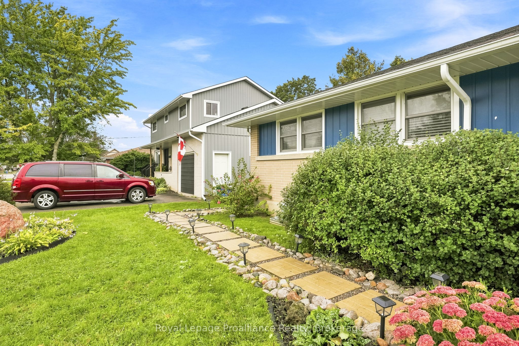 5 Jane Street B, Cobourg, ON K9A 1K2 photo 2