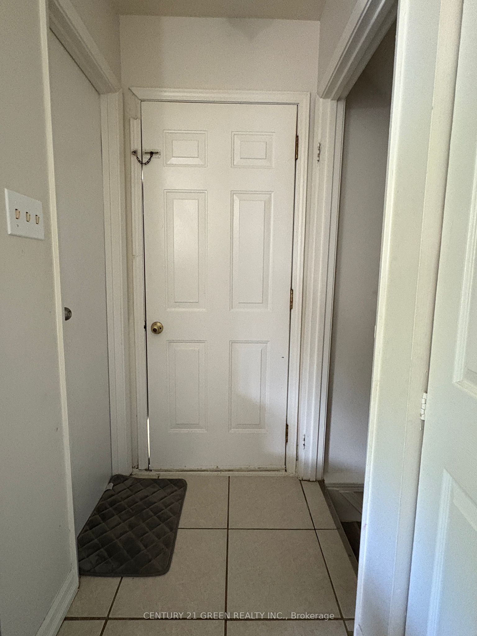 32 Elvira Crescent BSMT, London South, ON N6E 2P4 photo 2