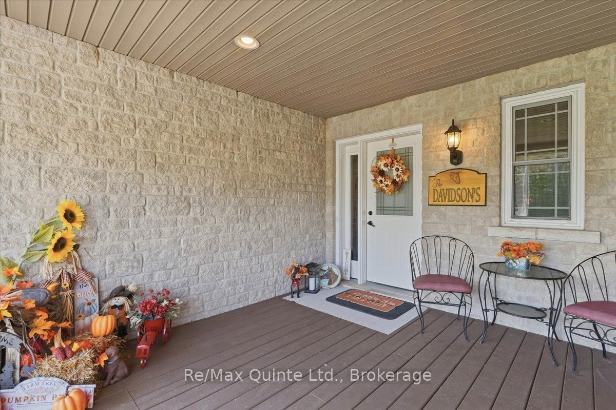 794 English Settlement Road, Quinte West, ON K8V 5P7 photo 4