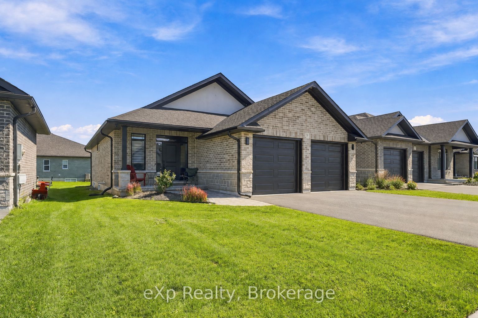 5 Mavety Court, Belleville, ON K8N 0M2