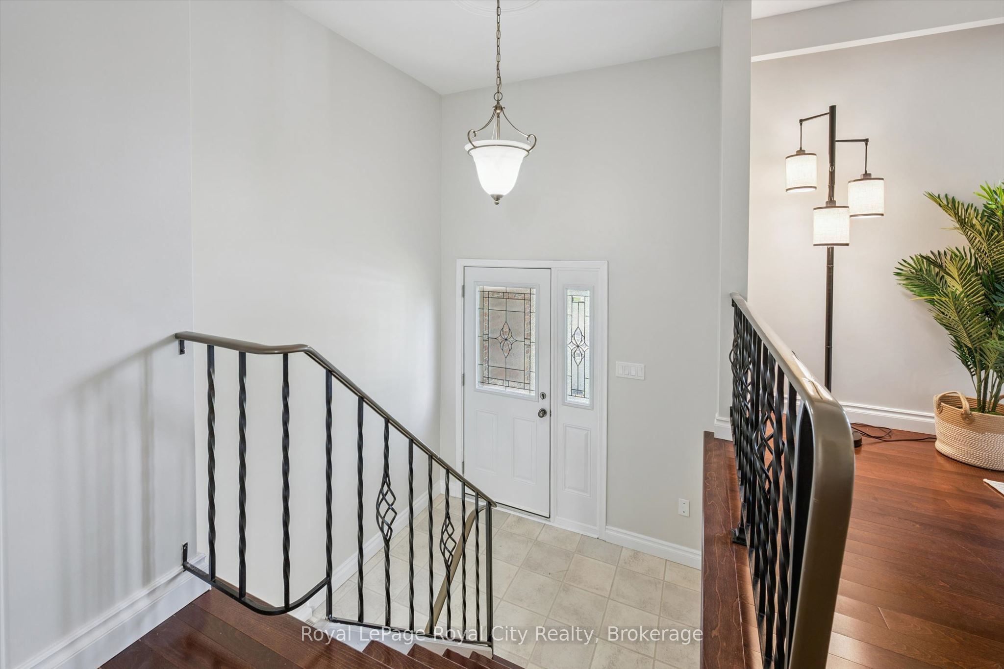40 Bishop Court, Guelph, ON N1G 2R9 photo 4
