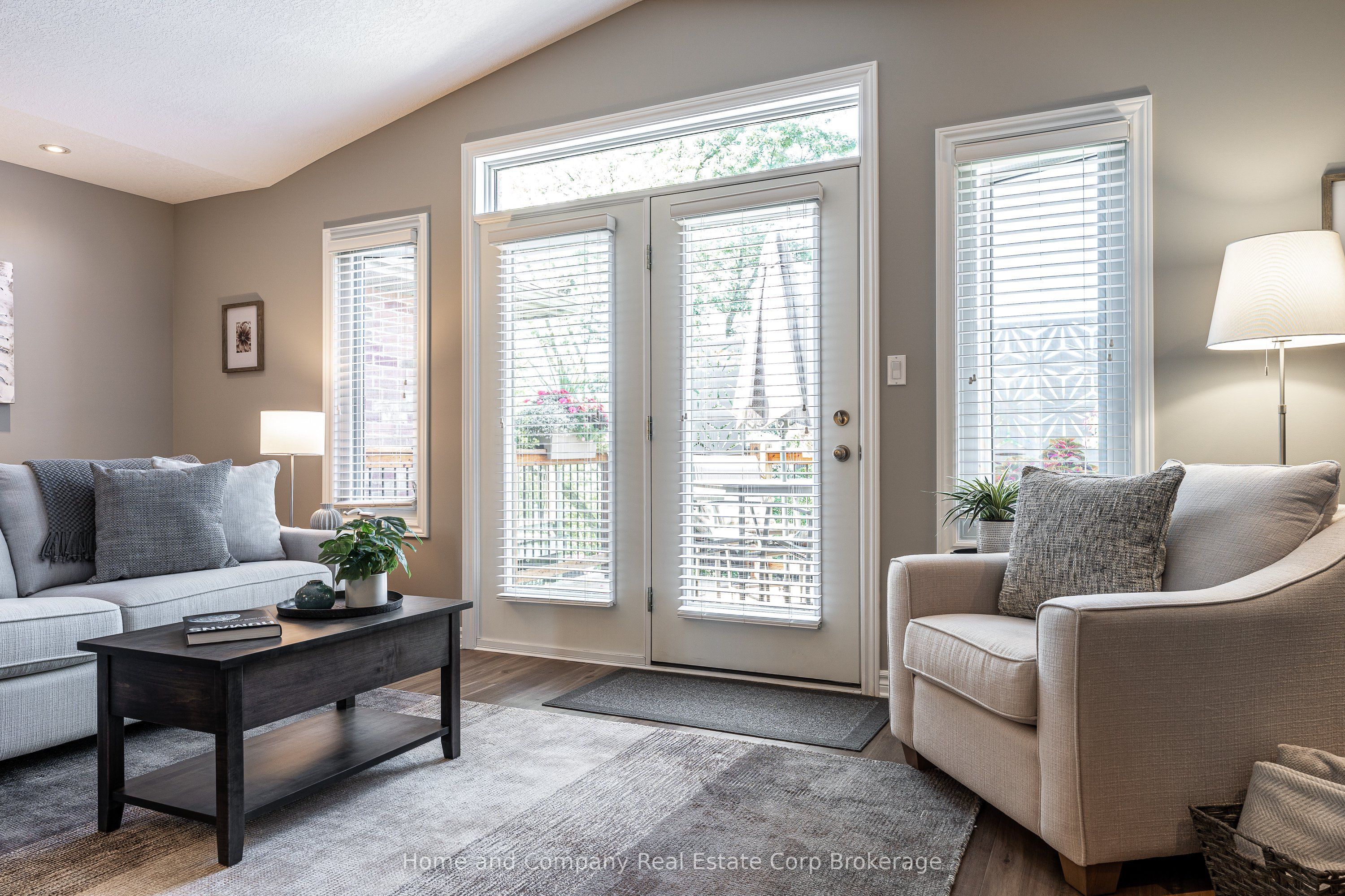 26 Harrison Street, Stratford, ON N5A 0A4 photo 2
