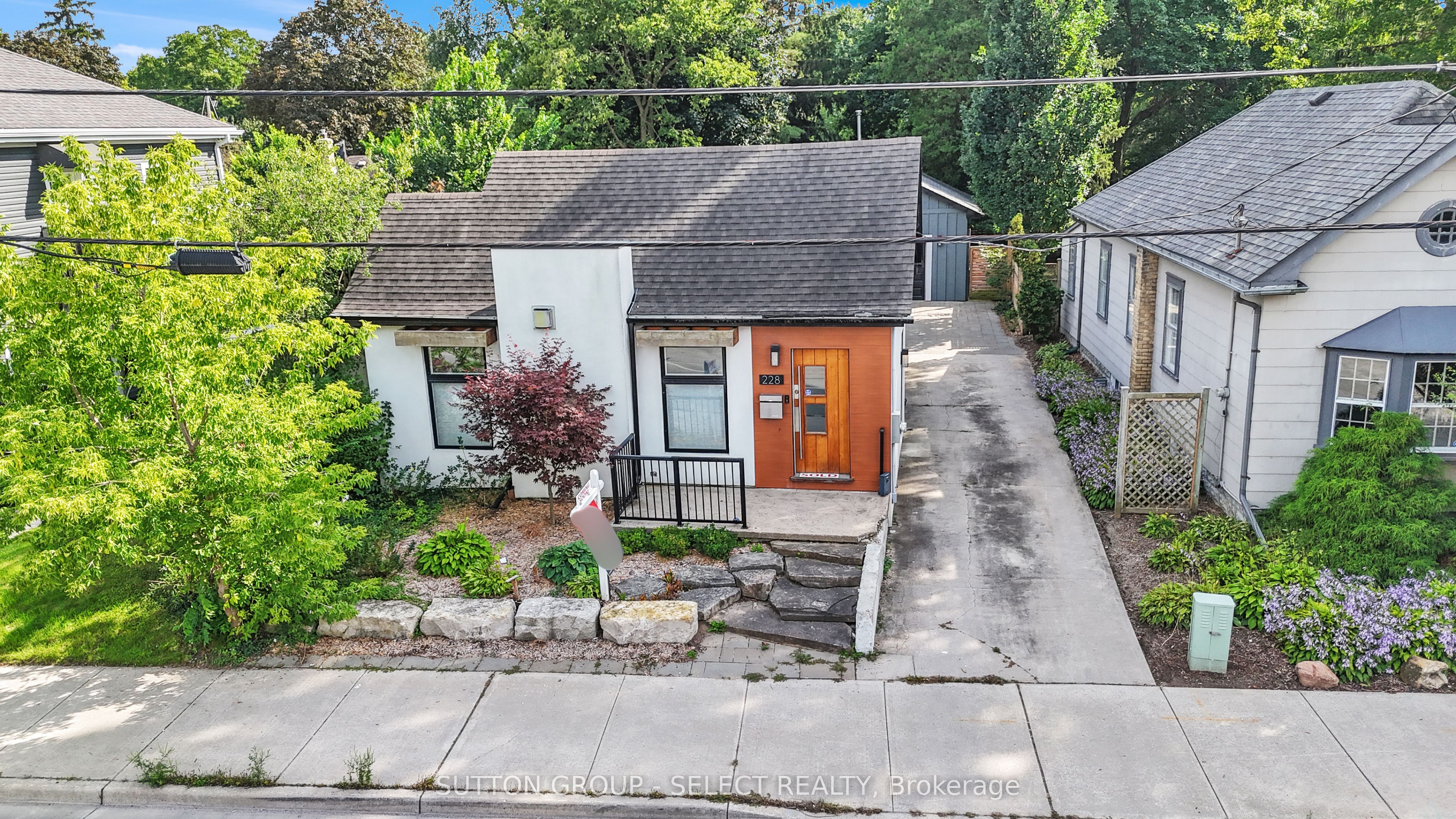 228 Riverside Drive, London North, ON N6H 1E6
