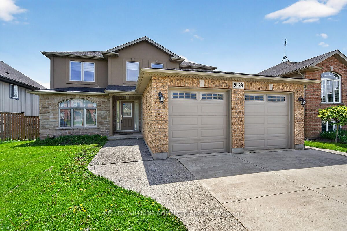 9128 HENDERSHOT Boulevard, Niagara Falls, ON L2H 0E3 photo 2