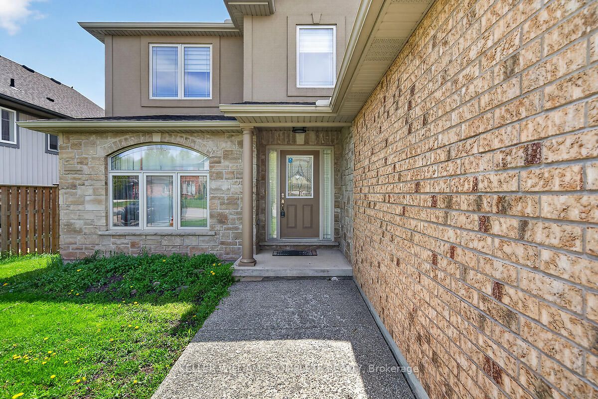 9128 HENDERSHOT Boulevard, Niagara Falls, ON L2H 0E3 photo 3