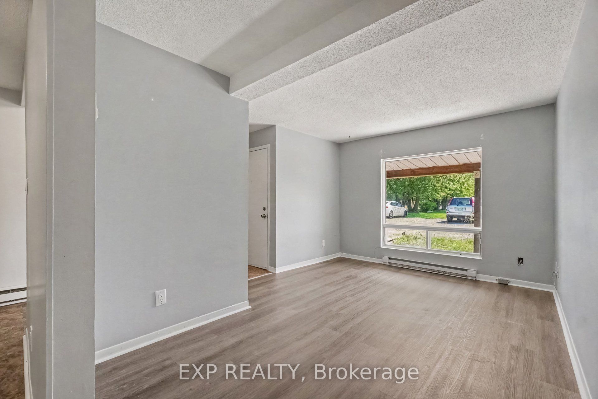 589 Russell Road 3, Clarence-Rockland, ON K0A 2A0 photo 3