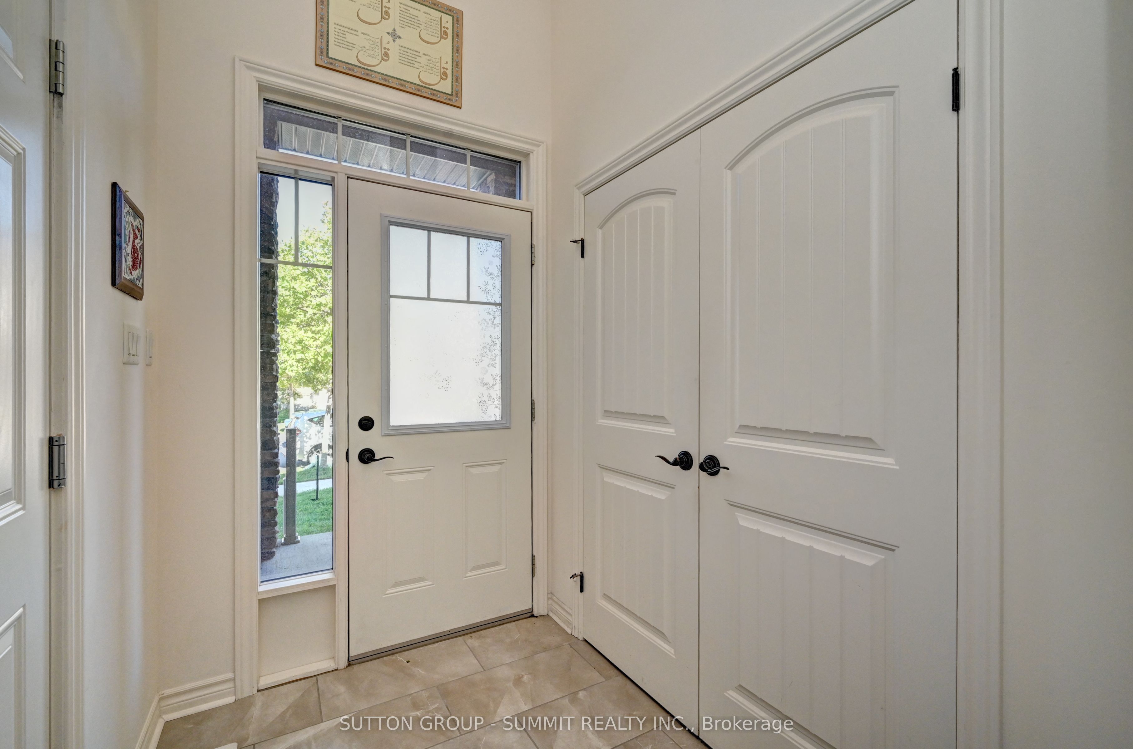 212 Gravel Ridge Trail, Kitchener, ON N2E 0E5 photo 4