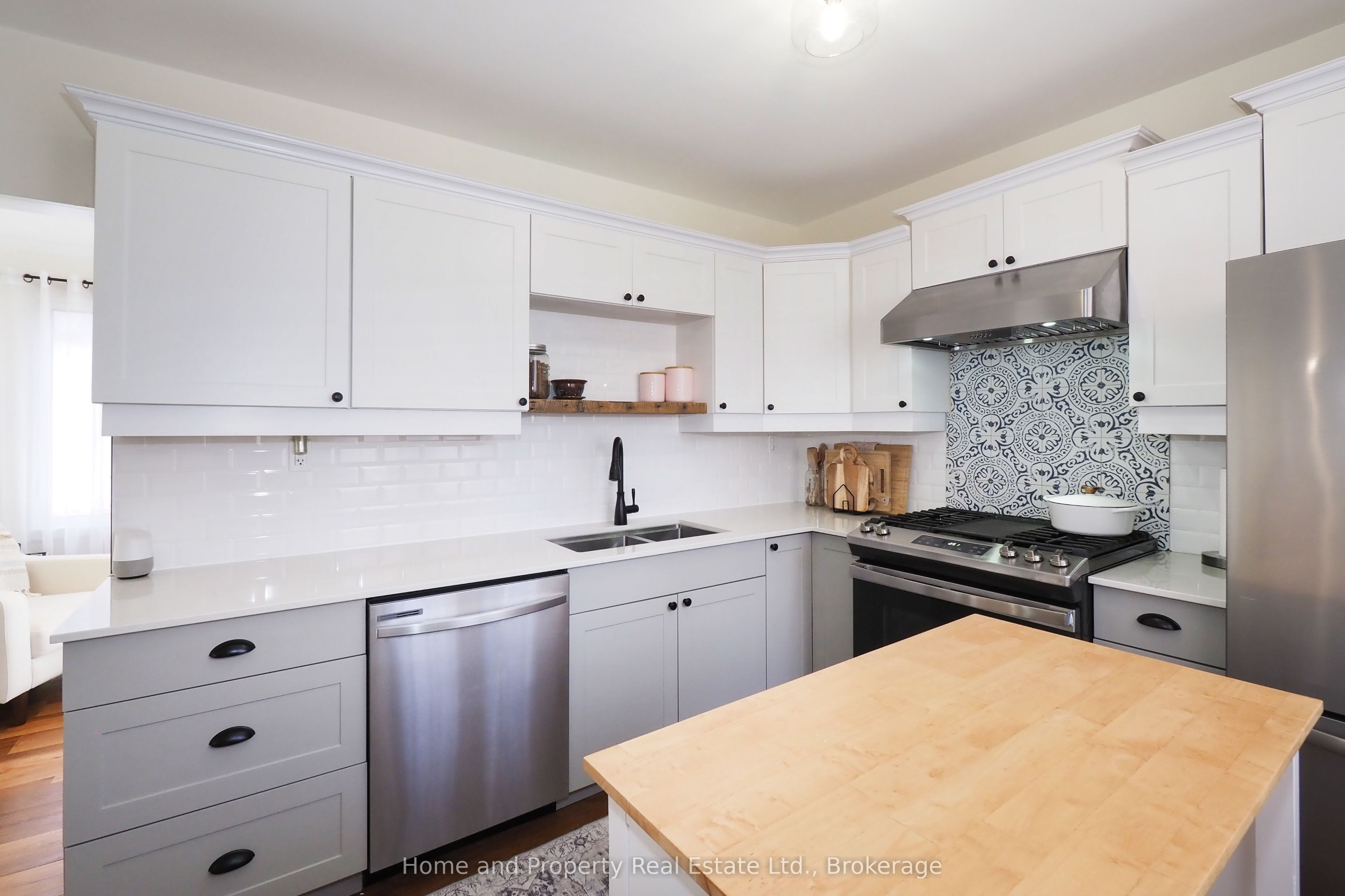 123 Samuel Street, Kitchener, ON N2H 1P9 photo 3