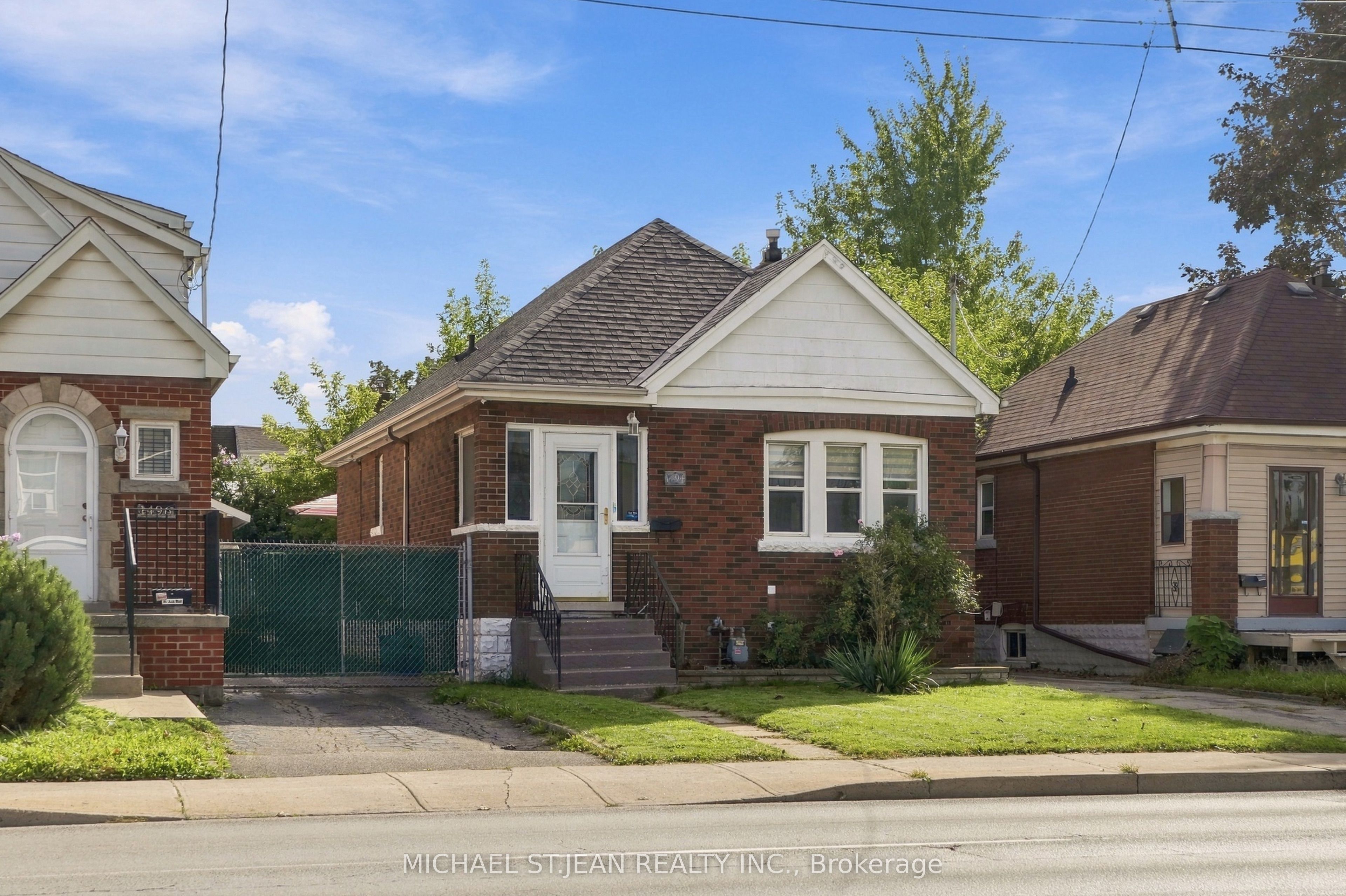 1494 Main Street E, Hamilton, ON L8K 1E1 photo 3