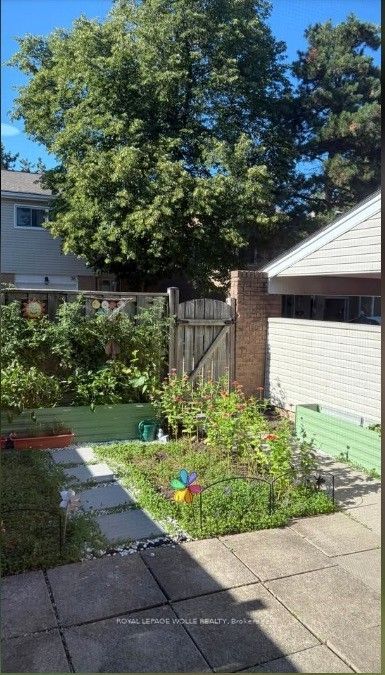 590 Millbank Drive 18, London South, ON N6E 2H2 photo 3
