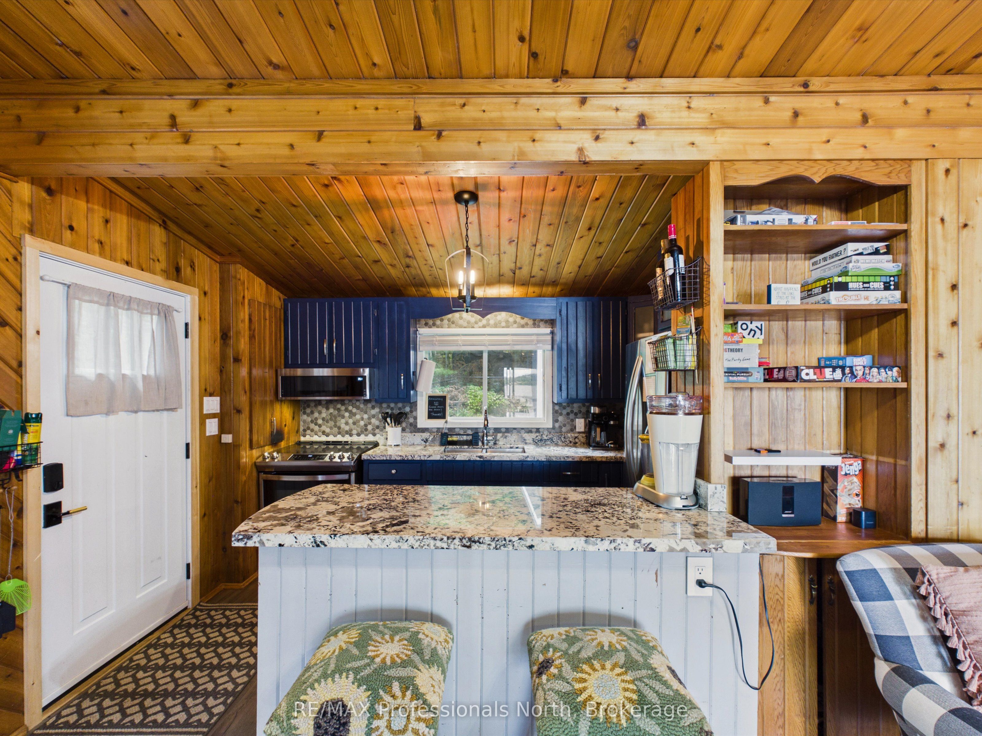 1202 Shea Road 4, Muskoka Lakes, ON P0B 1M0 photo 5