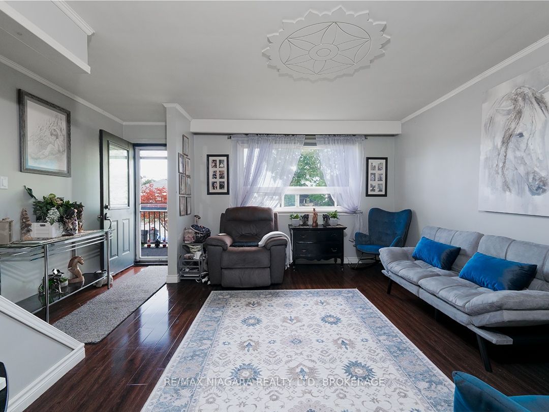 137 Wellington Street, Port Colborne, ON L3K 2K1 photo 4