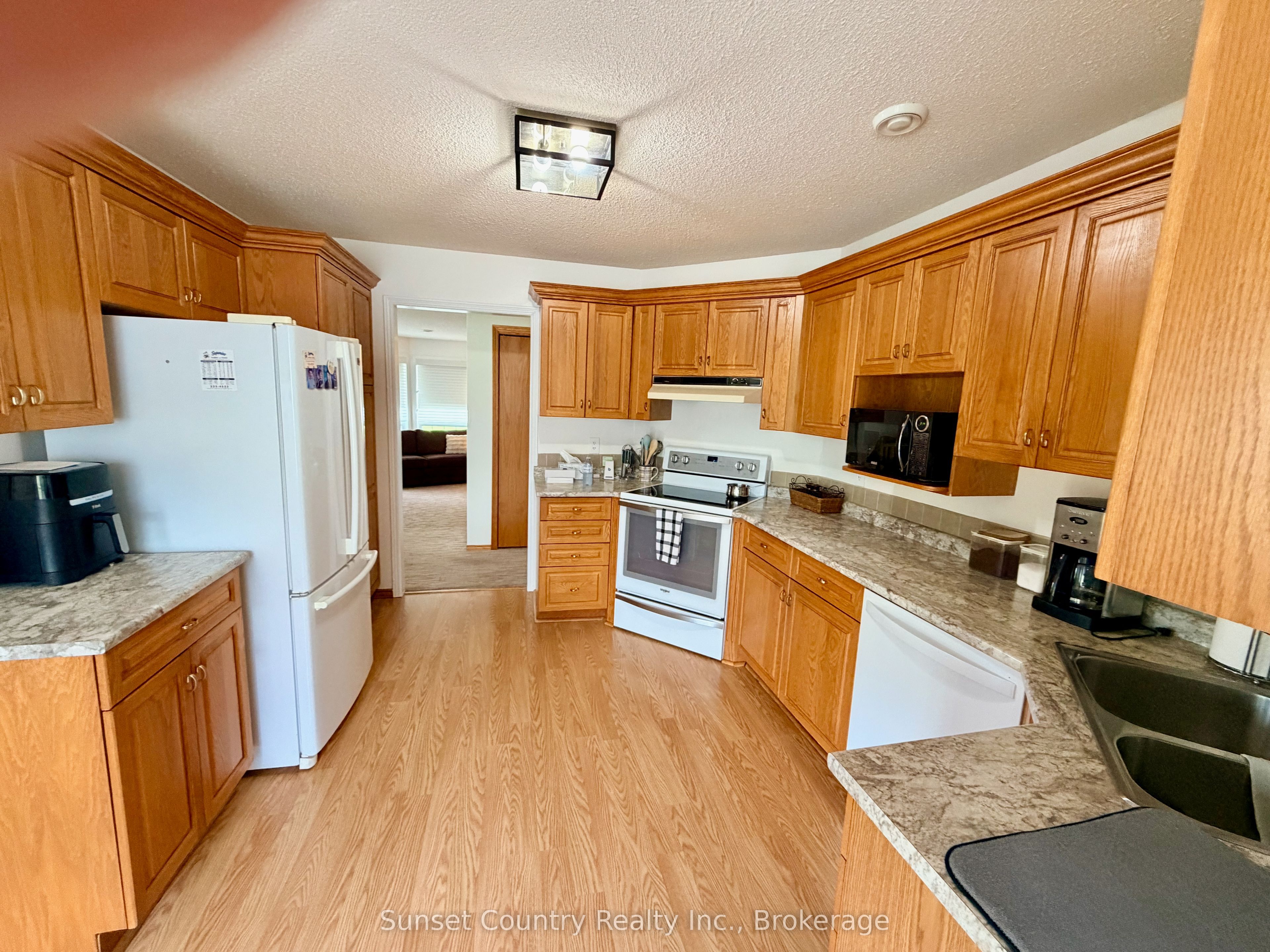 20 Deer Trail Drive, Dryden, ON P8N 0A2 photo 2