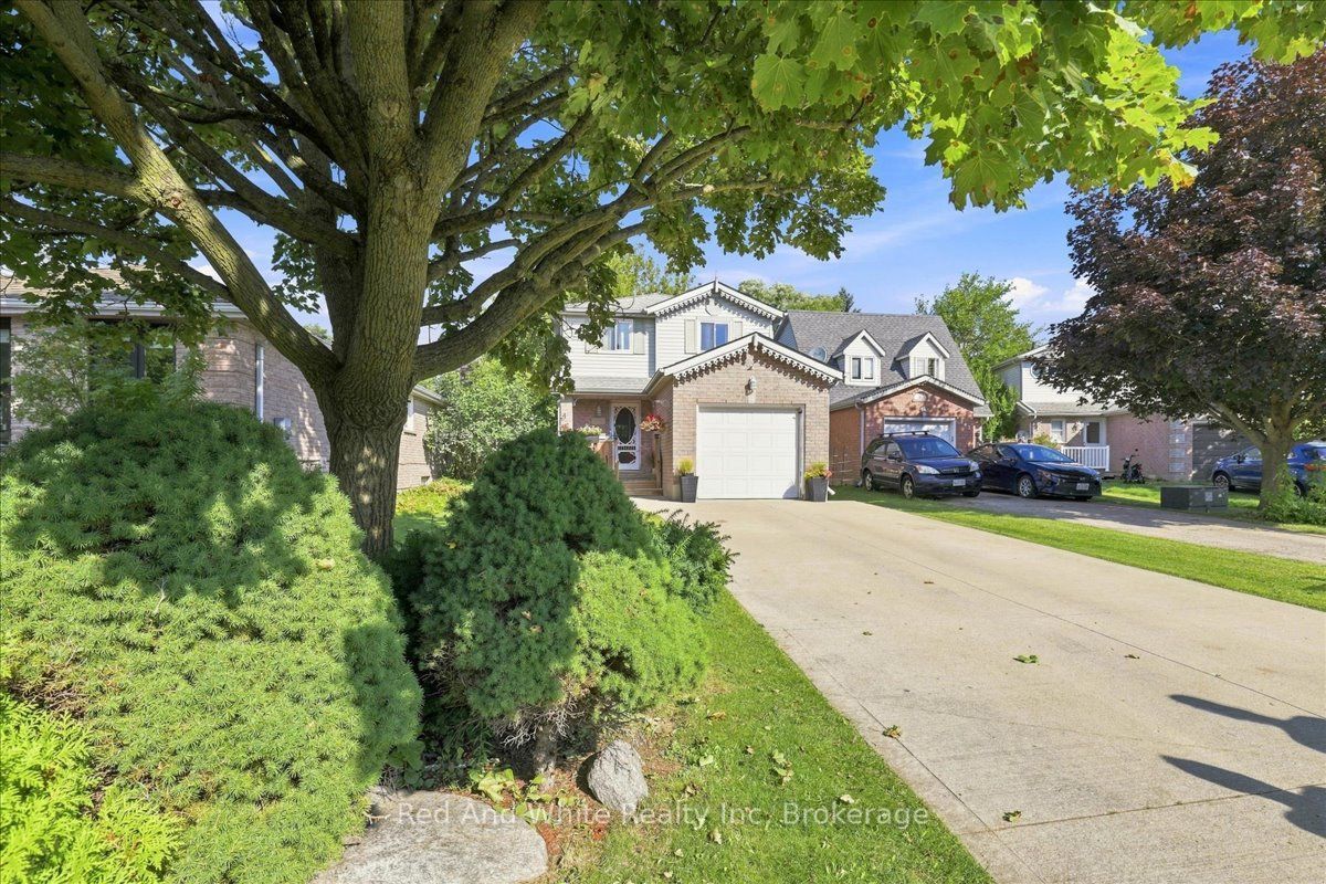 339 Northview Heights Place, Cambridge, ON N1R 8J1 photo 2