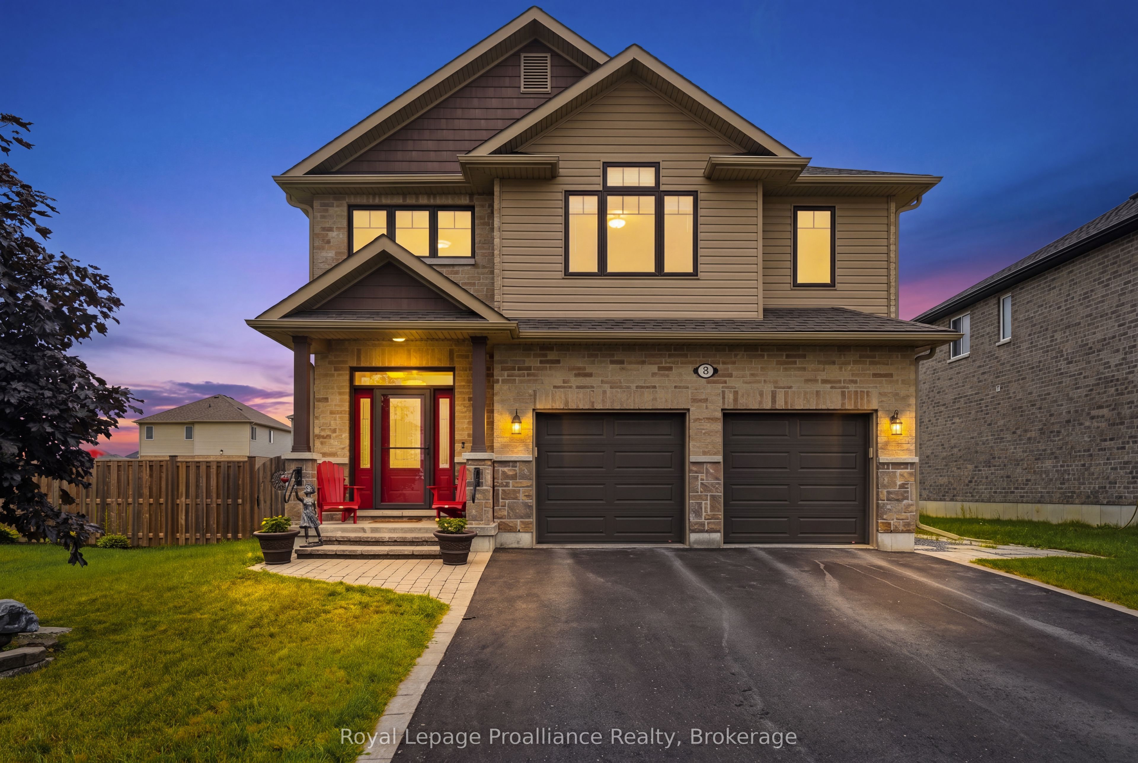 32 Walnut Crescent, Belleville, ON K8N 0E4 photo 3