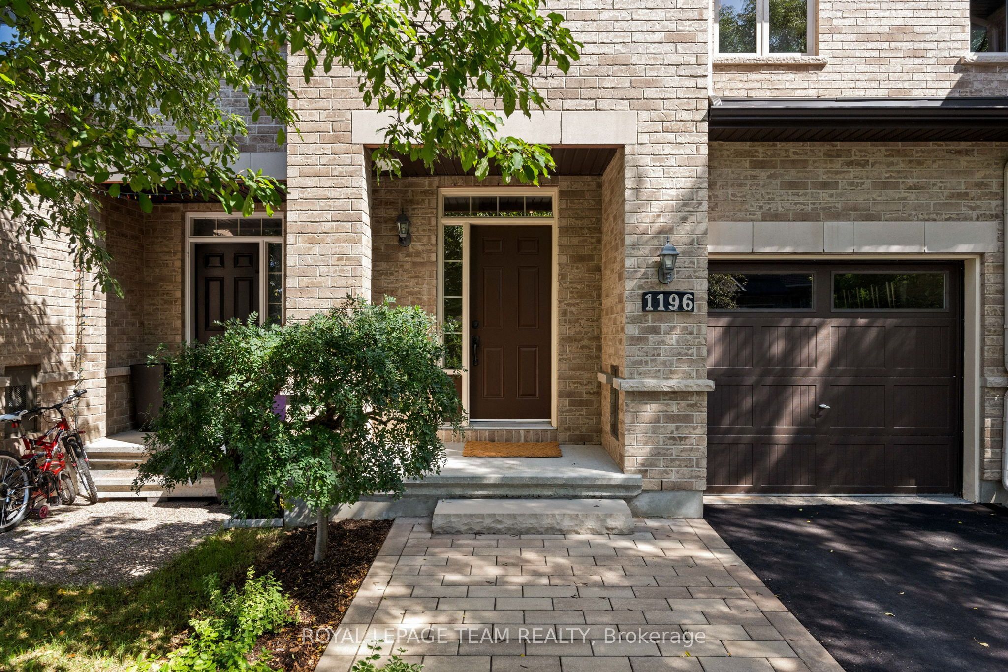 1196 Tischart Crescent, Kanata, ON K2T 0G7 photo 2