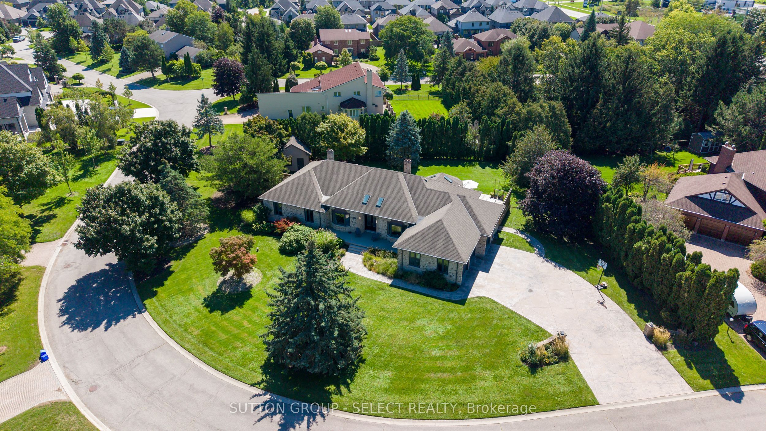768 Franklinway Crescent, London North, ON N6G 5C8 photo 2