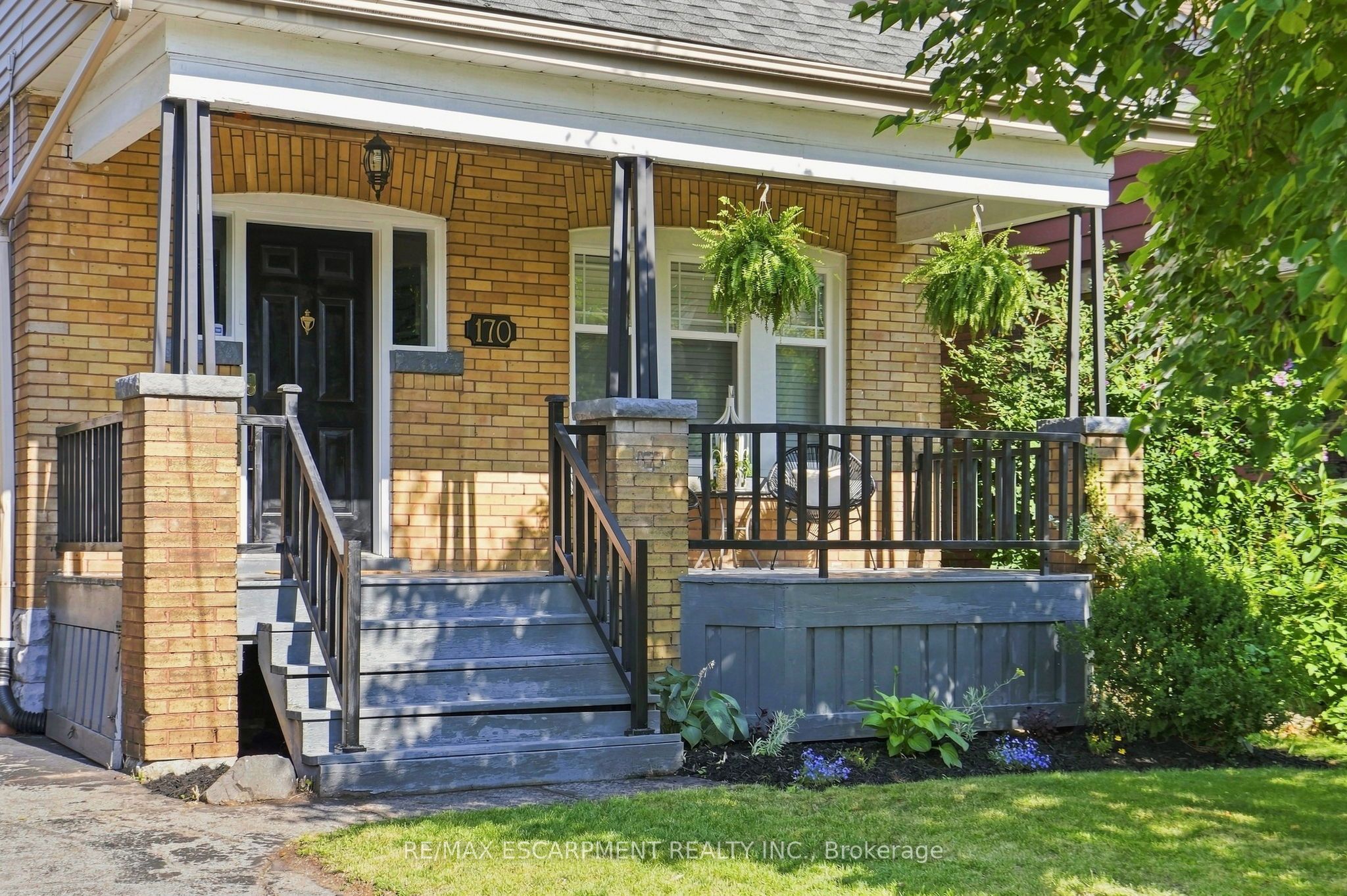 170 Kensington Avenue S, Hamilton, ON L8M 3H5 photo 2