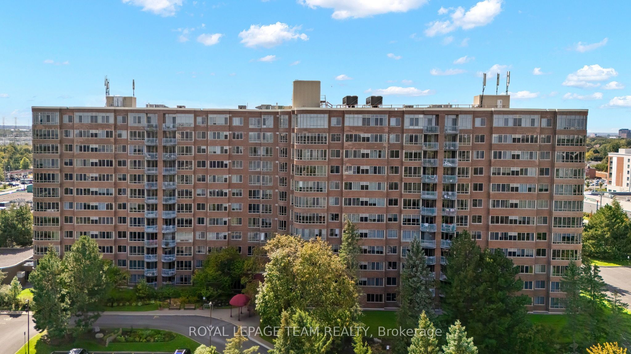 100 Grant Carman Drive 406, Cityview - Parkwoods Hills - Rideau Shore, ON K2E 8B8