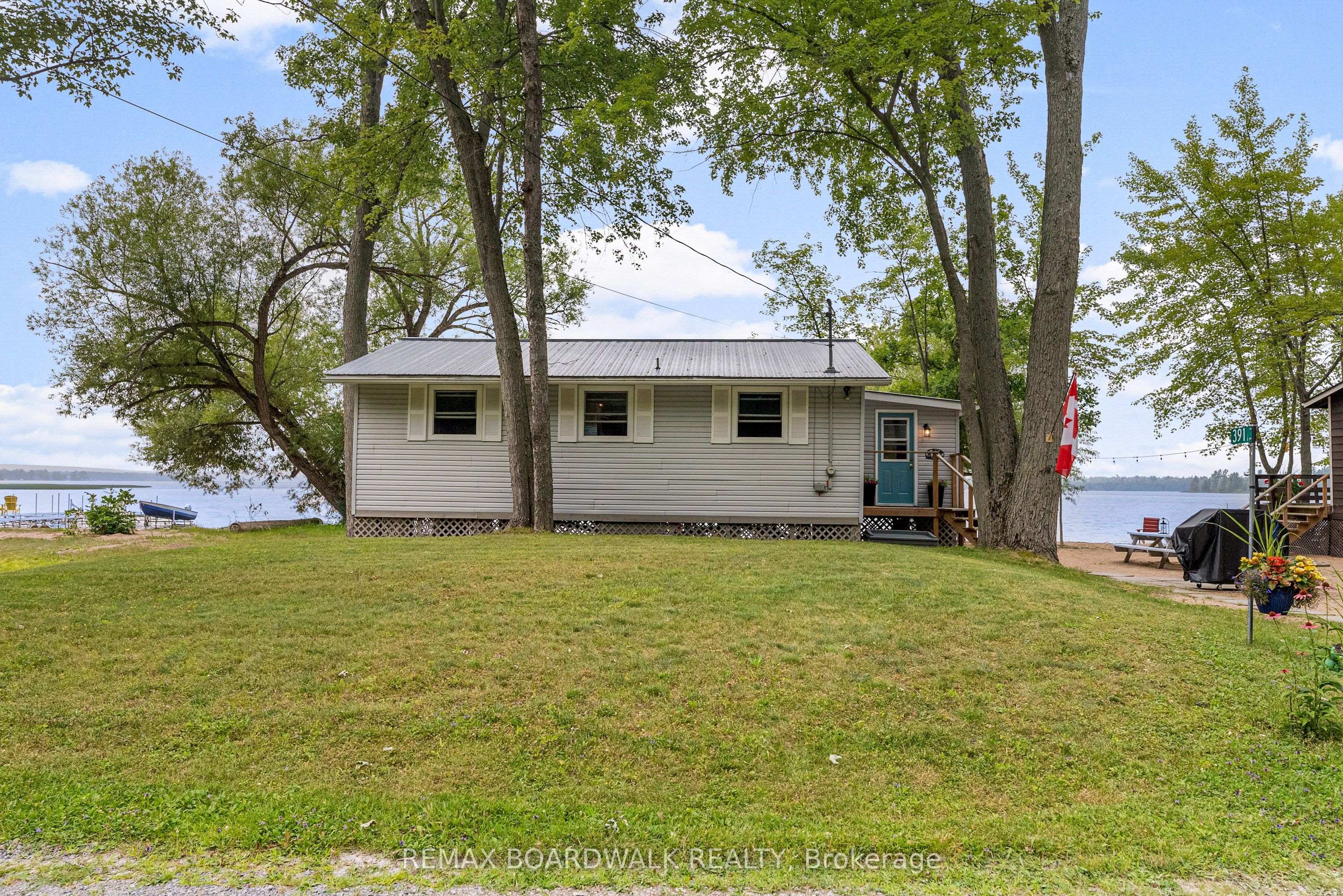 391 Leavoy Lane, Horton, ON K7V 3Z8 photo 4