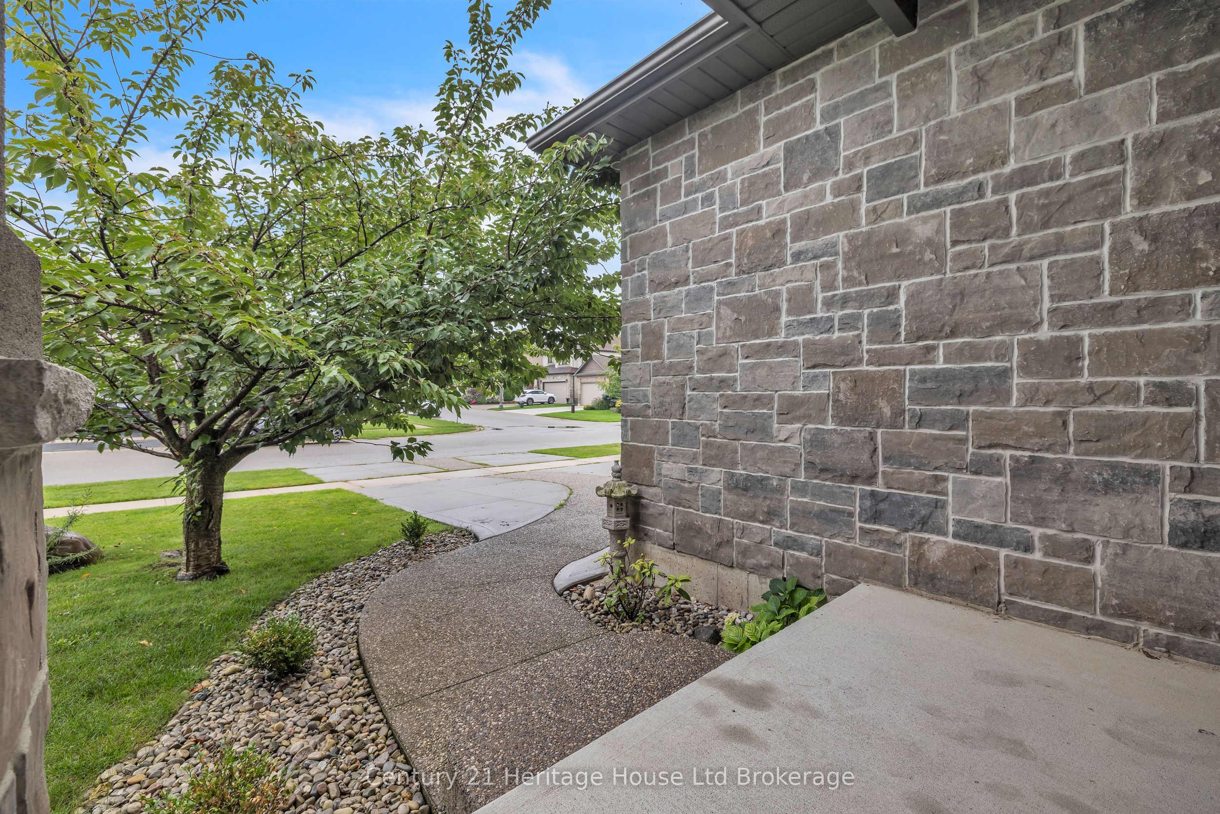 472 Fairway Road, Woodstock, ON N4T 0E7 photo 3
