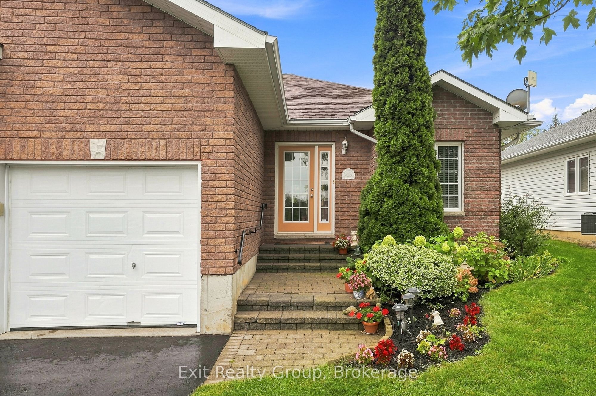 26 Aletha Drive, Prince Edward County, ON K0K 3L0 photo 4