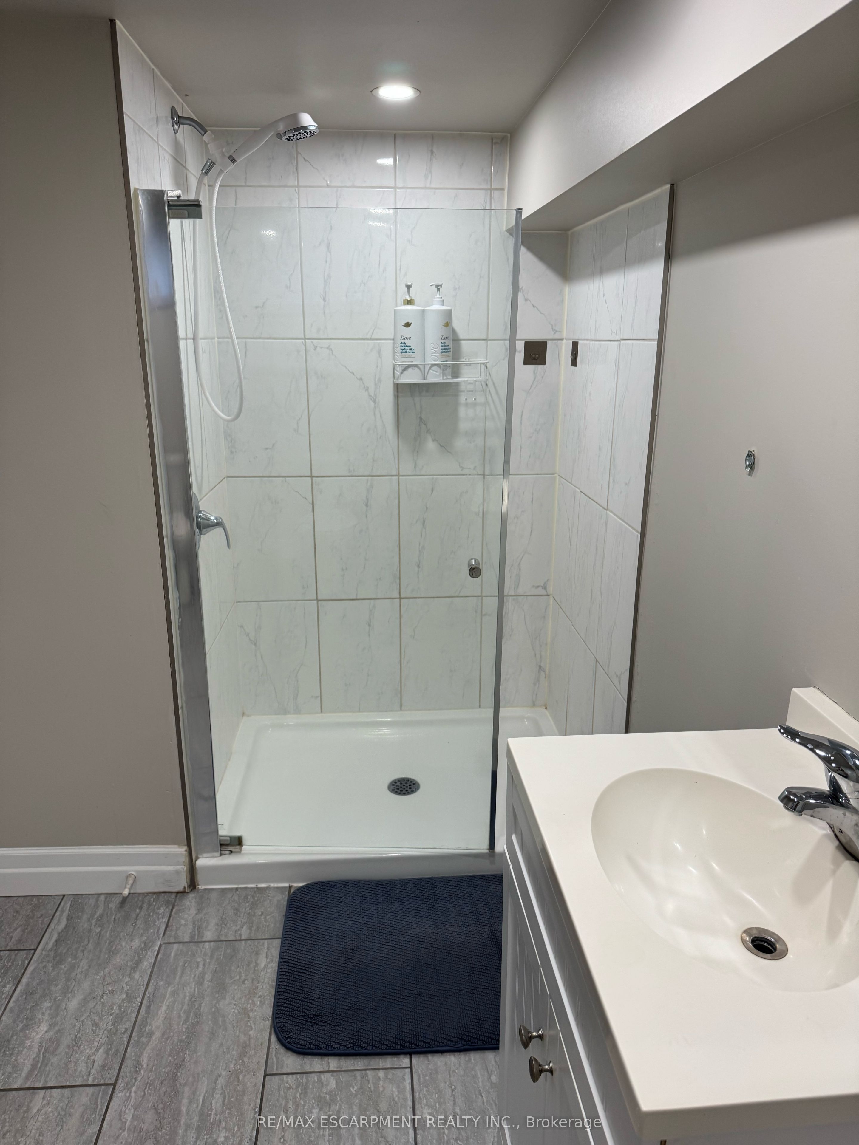 56 Siebert Avenue 2, Kitchener, ON N2C 2A7 photo 5