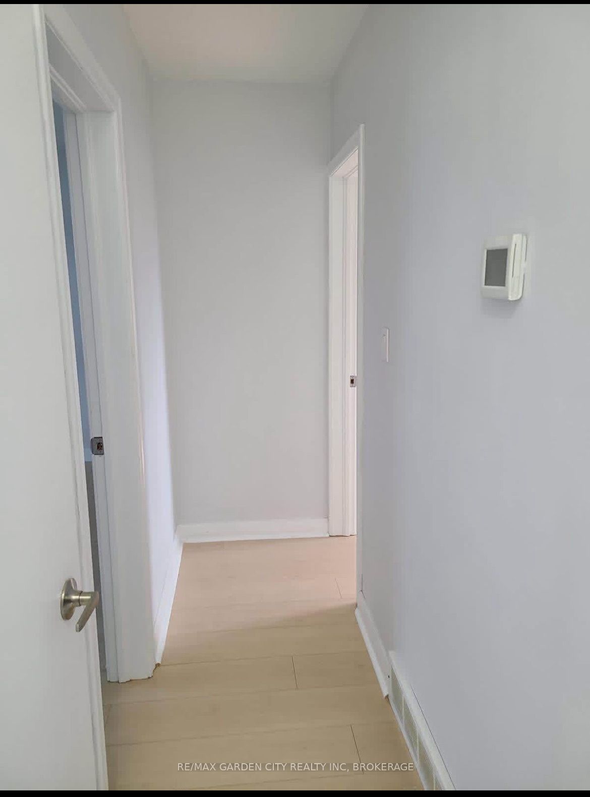 91 Margery Avenue Main floor, St. Catharines, ON L2R 6K2 photo 5